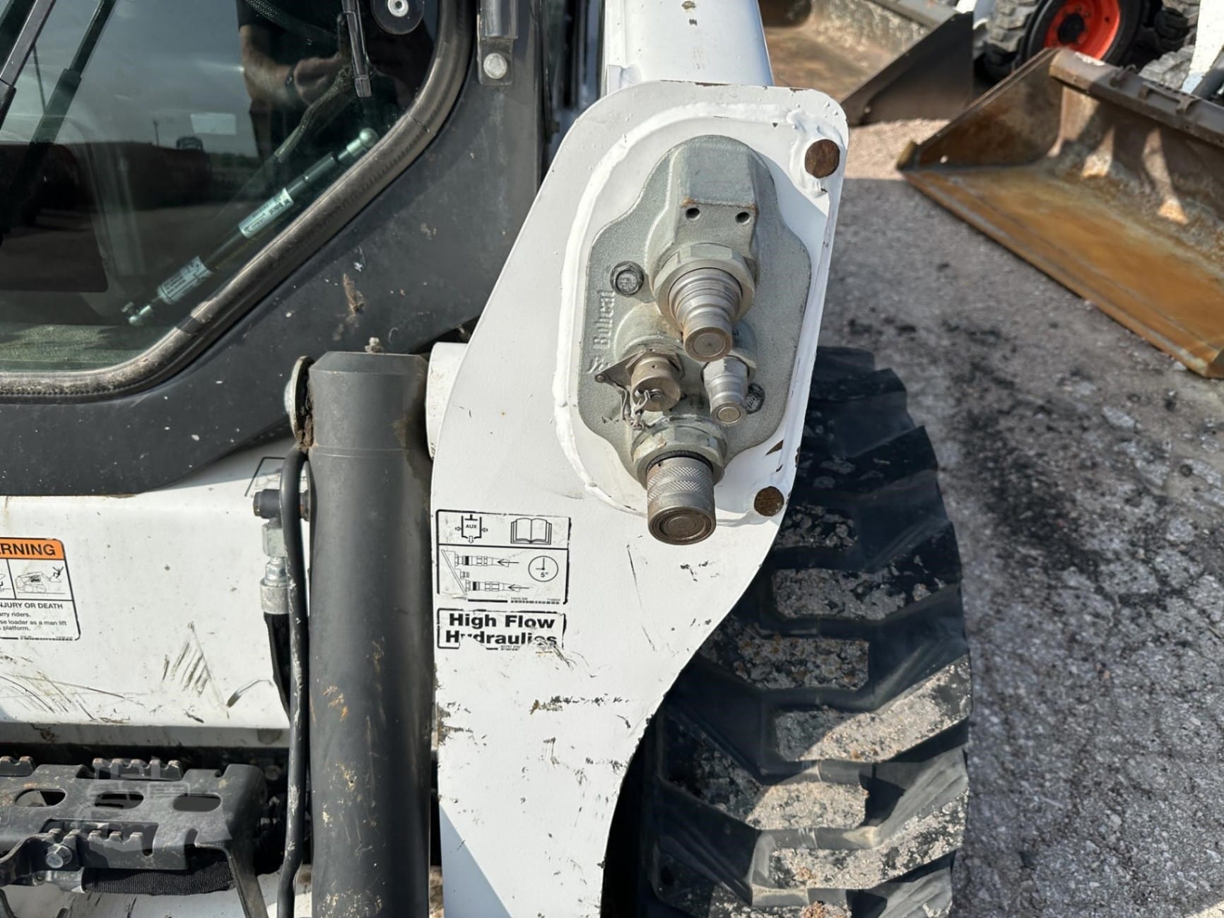 2021 Bobcat S770 Skid Steer Loaders for sale in Chadron, NE - listing photo 3 of 8
