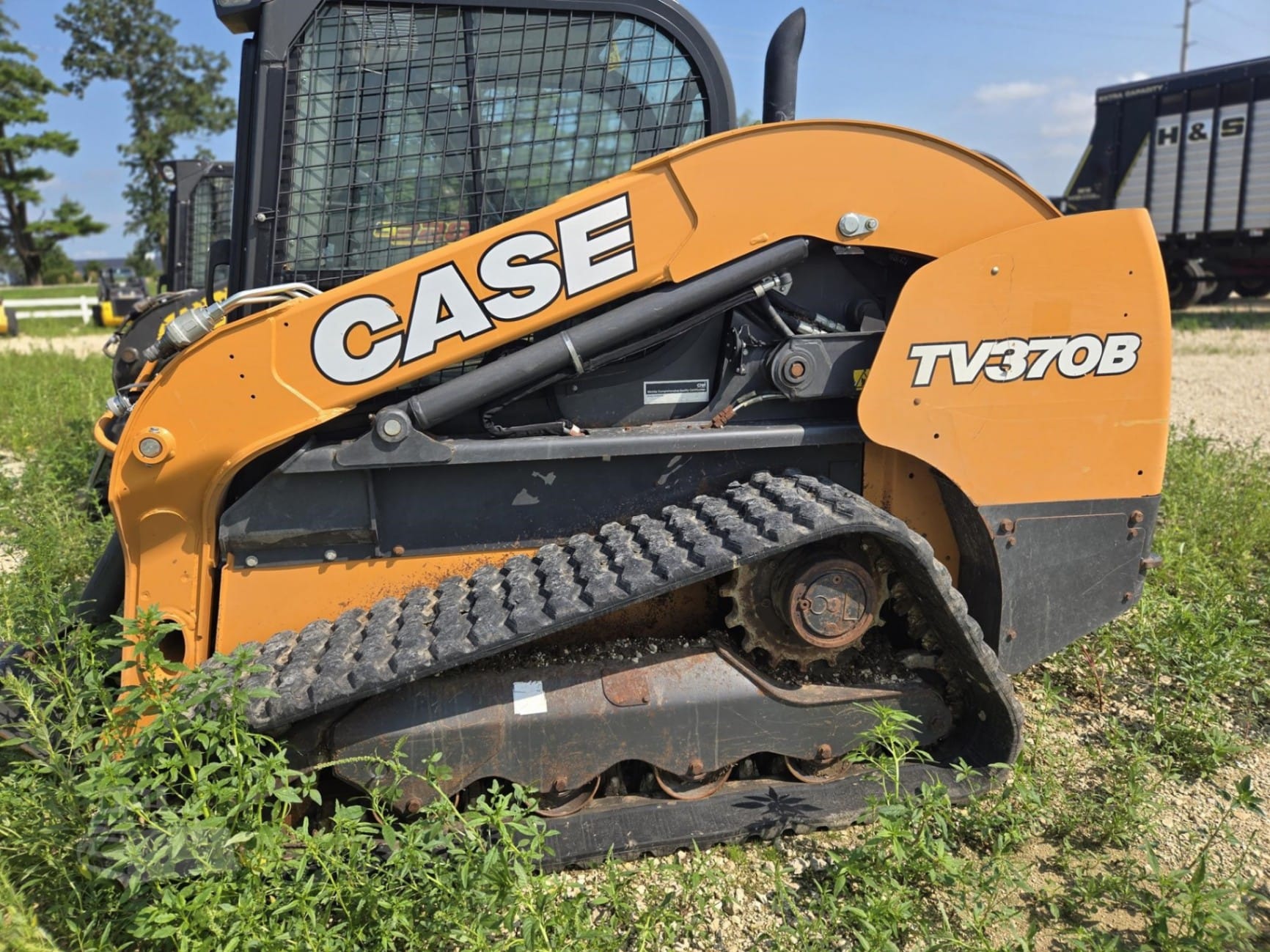 2021 CASE TV370B Track Loaders for sale in Dyersville, IA - primary listing photo of 24