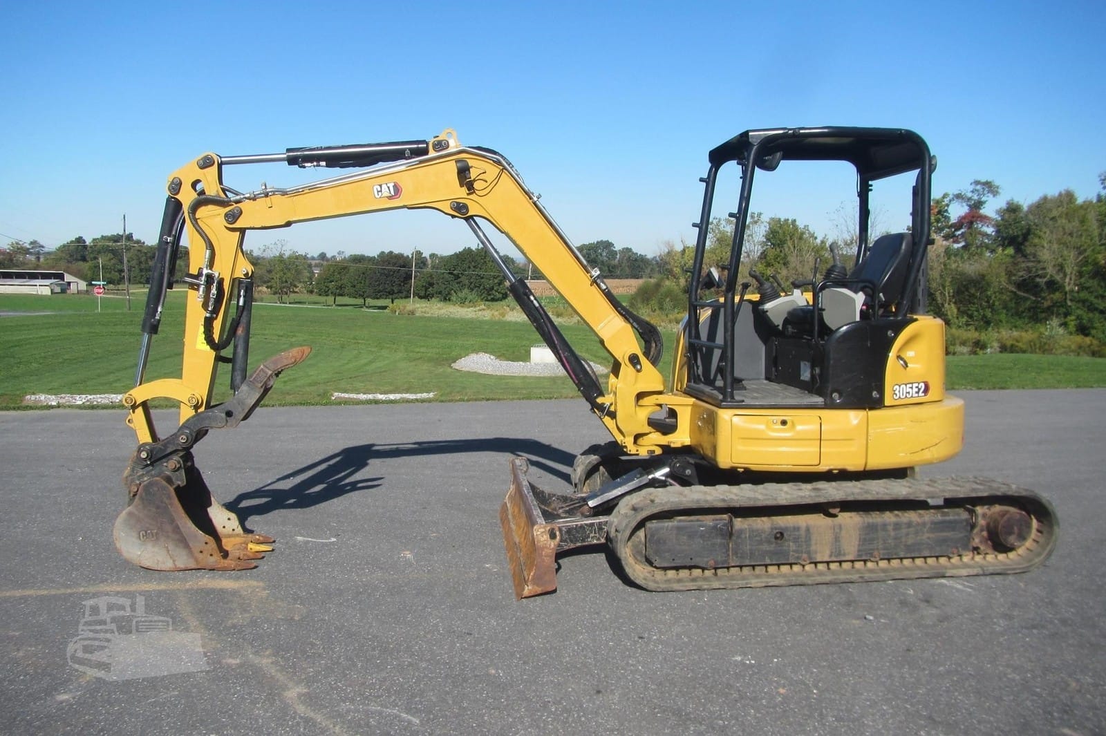 2021 Caterpillar 305E2 CR Excavators for sale in Newmanstown, PA - primary listing photo of 6