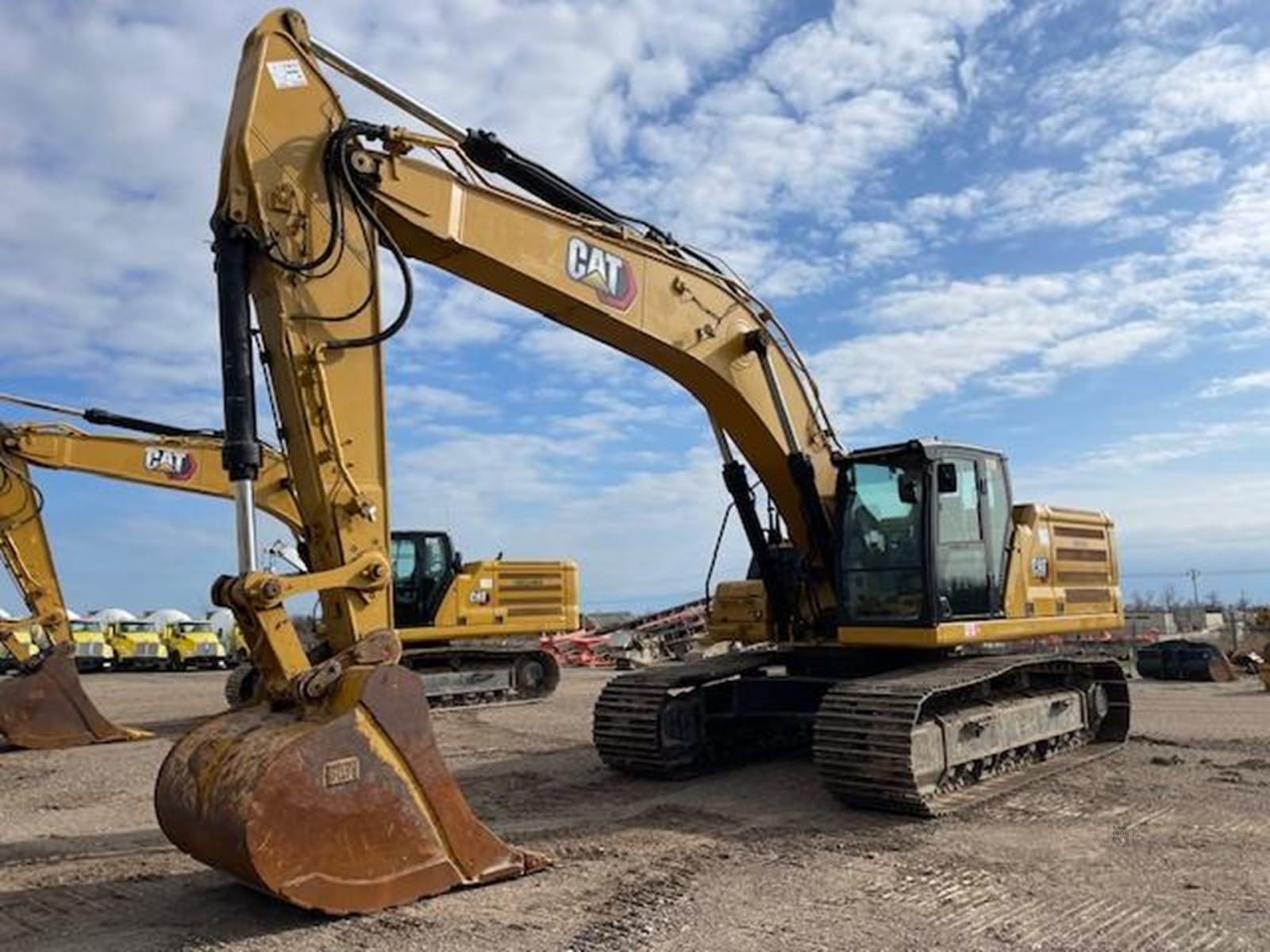 2021 Caterpillar 336 Excavators for sale in Grand Prairie, TX - primary listing photo of 6