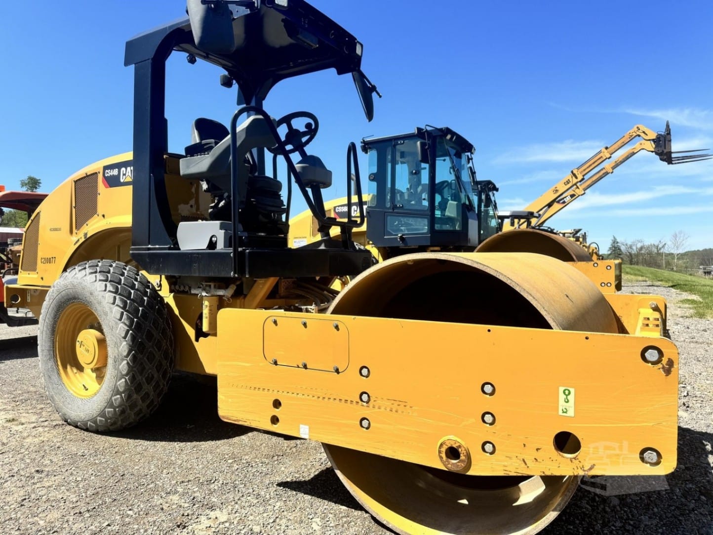 2021 Caterpillar CS44B Smooth Drum Rollers for sale in Blairsville, PA - listing photo 3 of 8