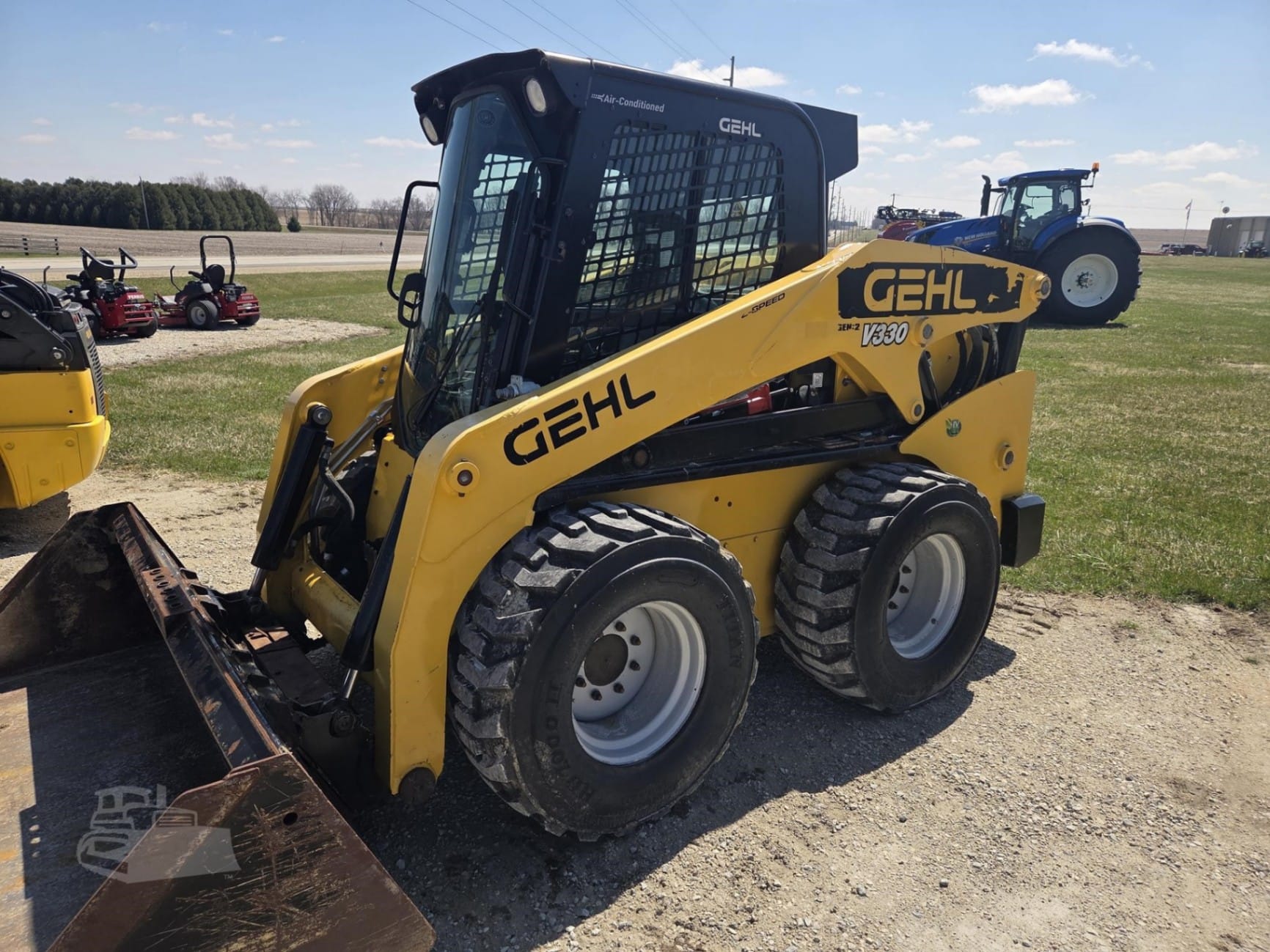 2021 Gehl V330 Skid Steer Loaders for sale in West Union, IA - primary listing photo of 11