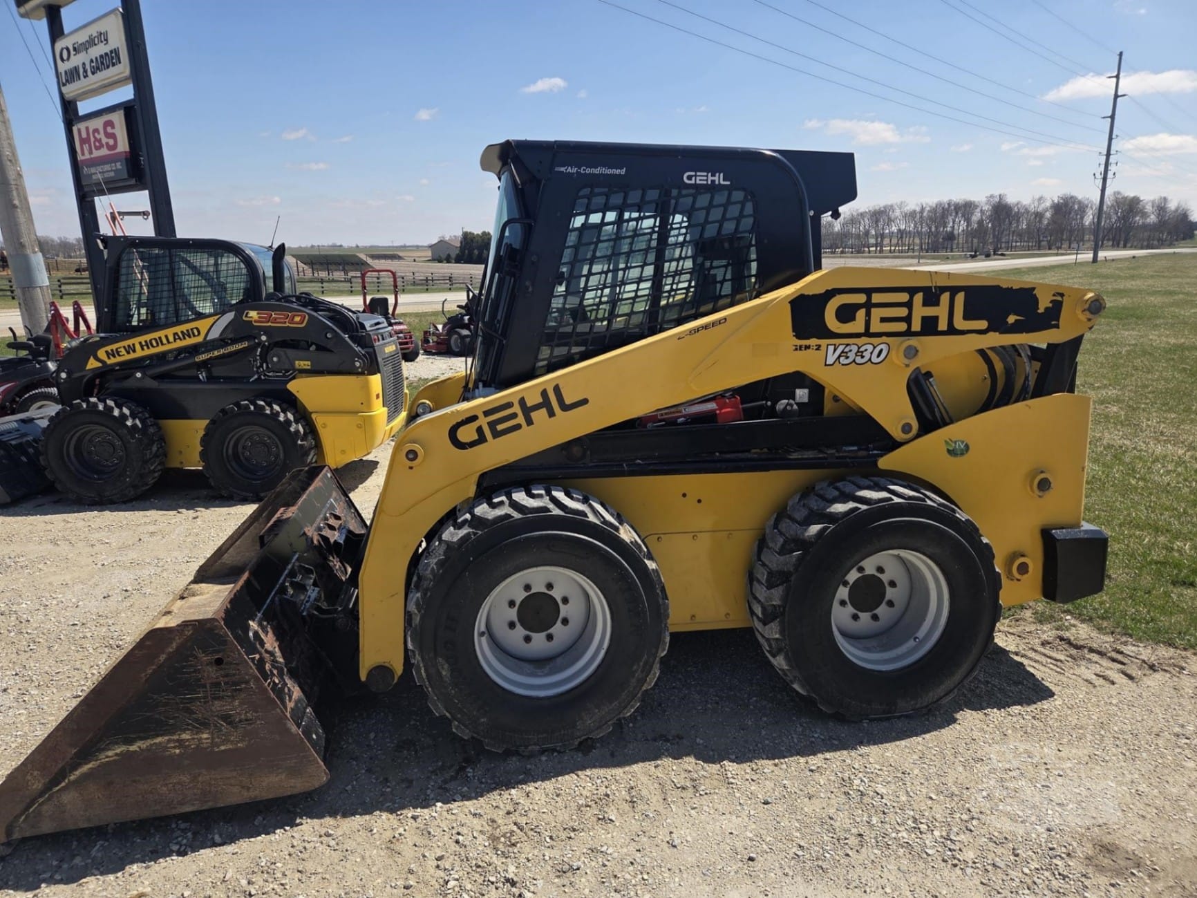 2021 Gehl V330 Skid Steer Loaders for sale in West Union, IA - listing photo 3 of 11