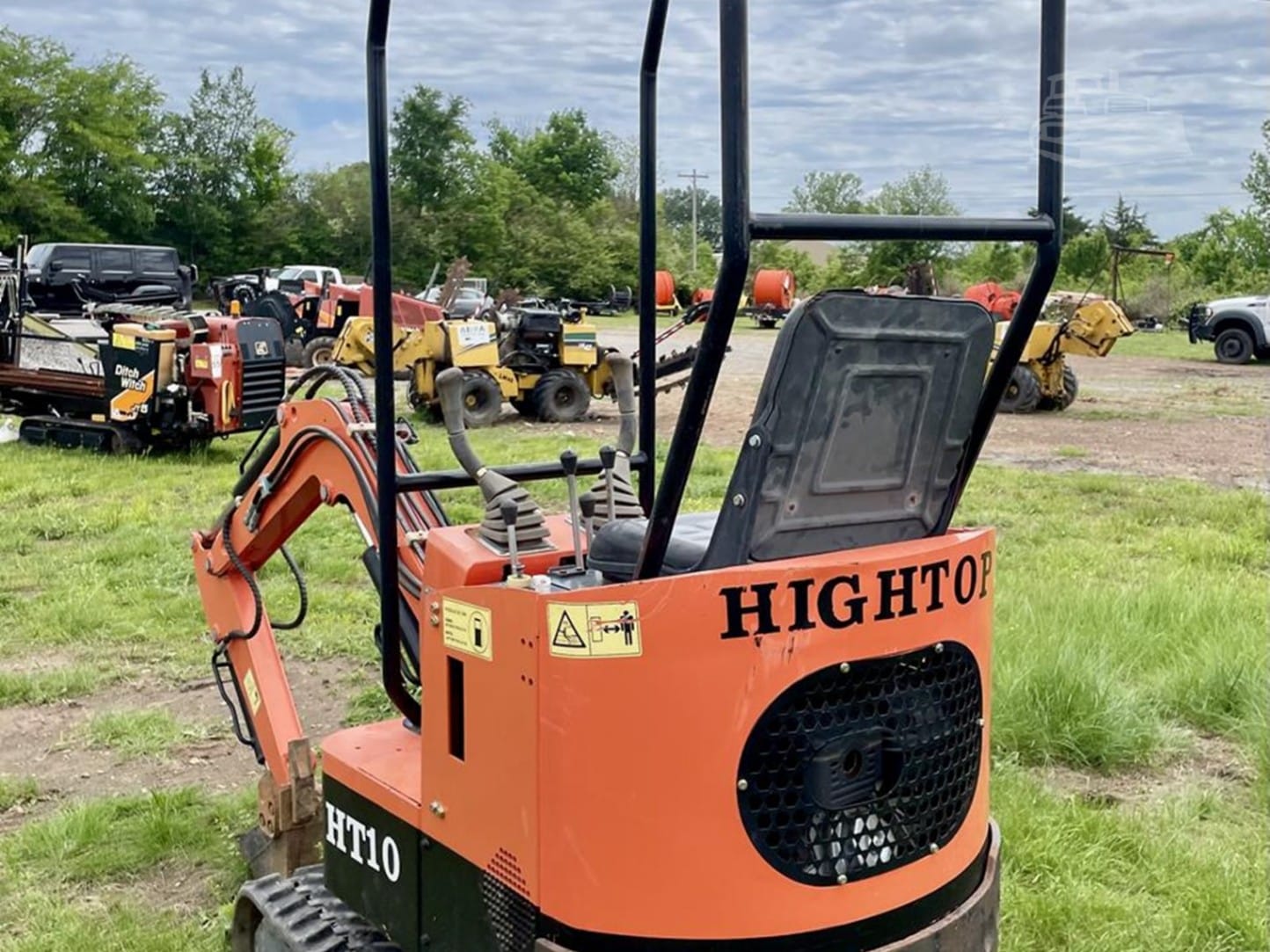 2021 Hightop HT10 Excavators for sale in Broken Arrow, OK - listing photo 8 of 8