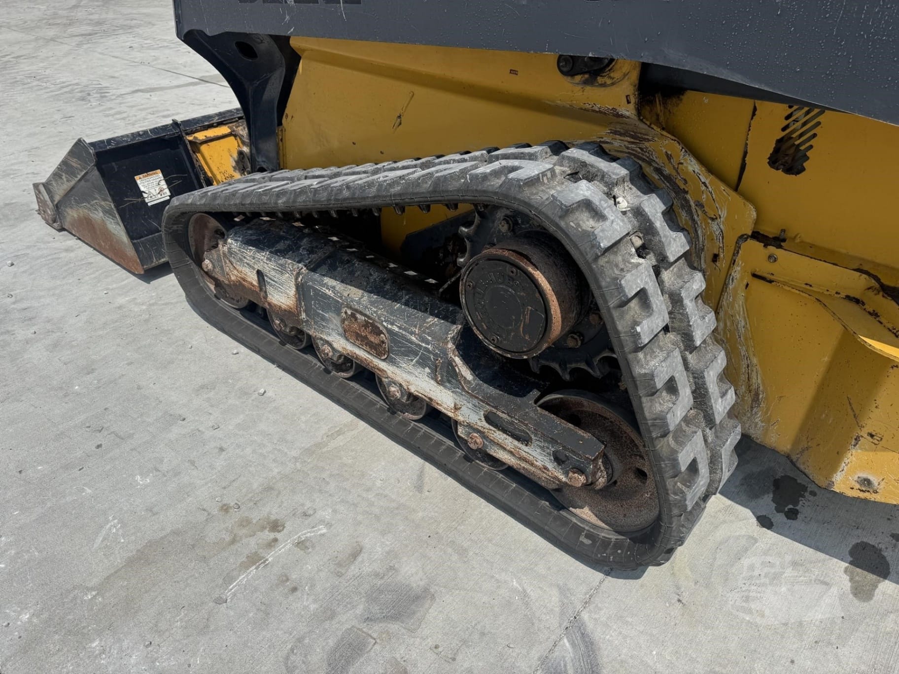 2021 John Deere 325G Track Loaders for sale in Chatsworth, IL - listing photo 4 of 8