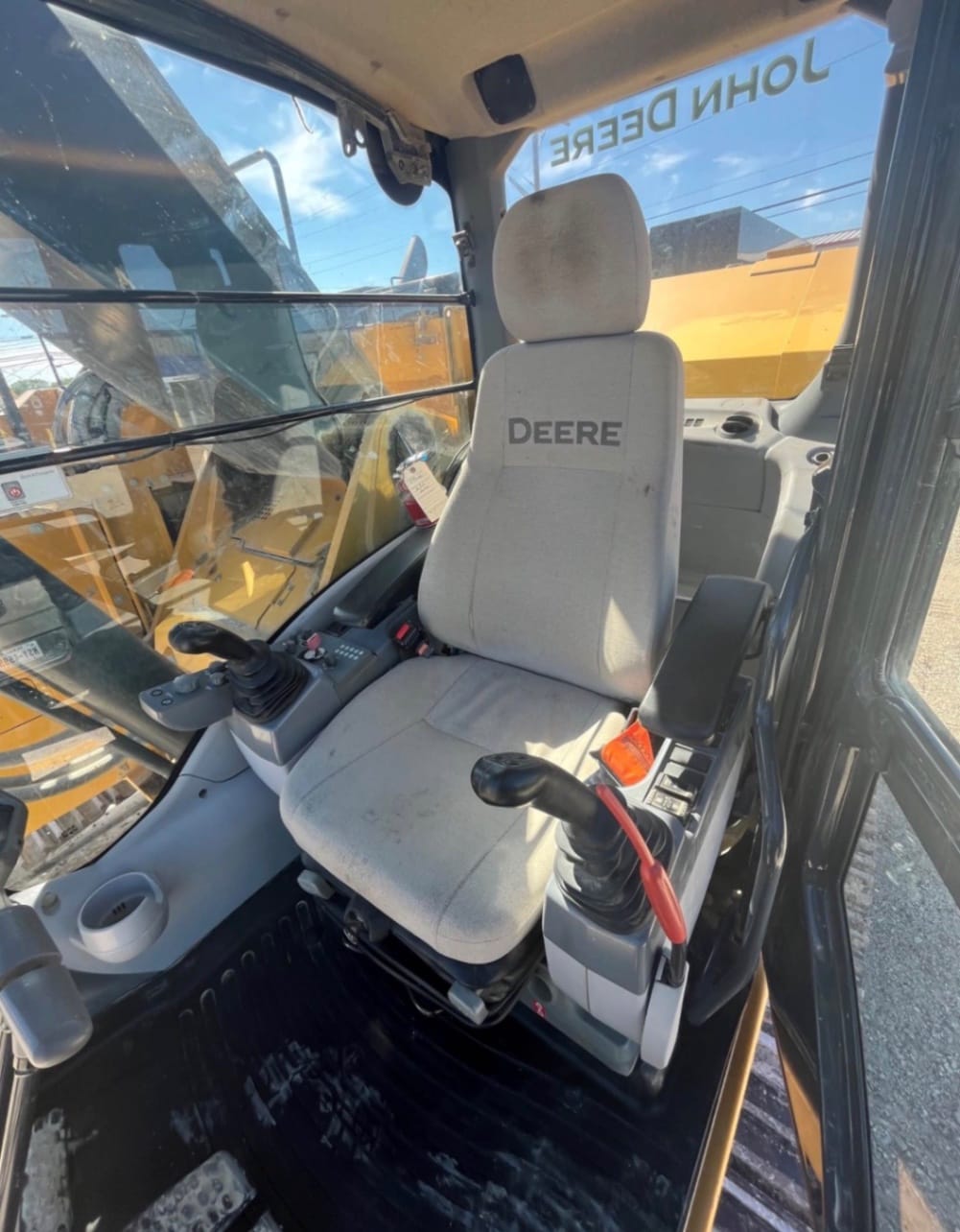 2021 John Deere 345G LC Excavation for sale in Manor, TX - listing photo 7 of 8