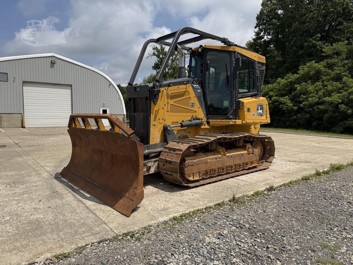 2021 John Deere 700L Dozers for sale in Sugarcreek, OH - listing photo 2 of 8