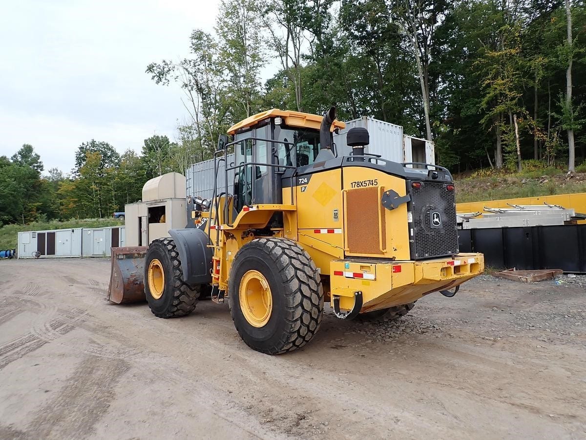 2021 John Deere 724 P-Tier Wheel Loaders for sale in Carbondale, PA - listing photo 5 of 8