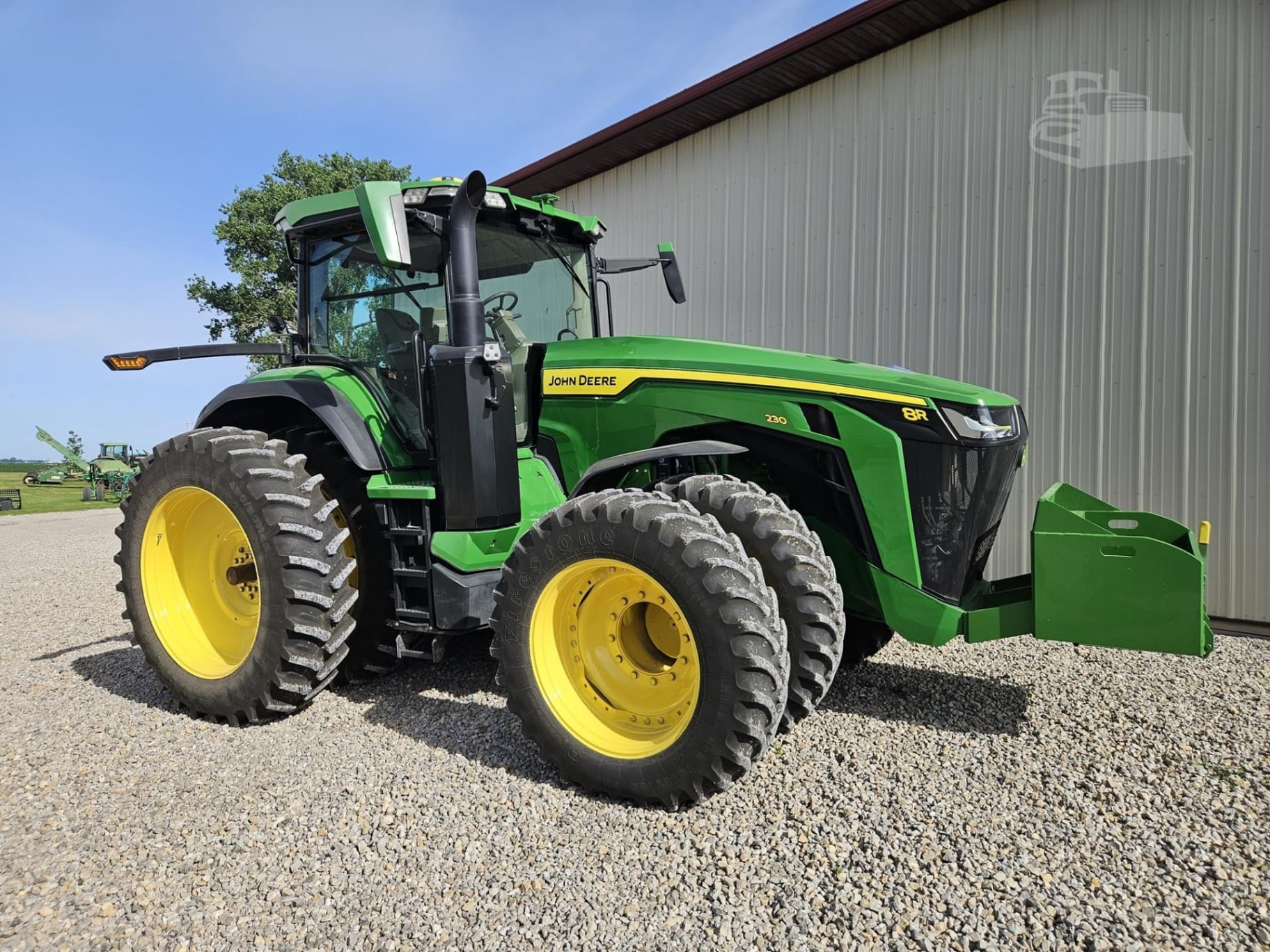 2021 John Deere 8R 230 Field Tractors Power for sale in Ledyard, IA - listing photo 2 of 18