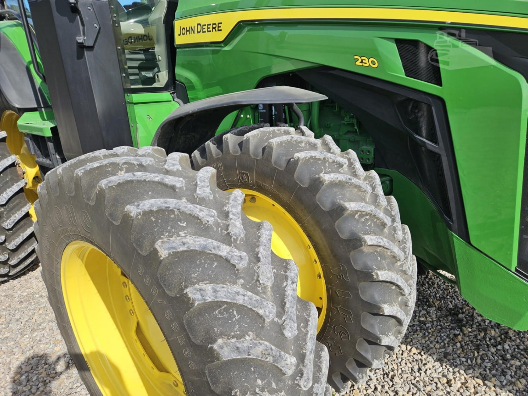 2021 John Deere 8R 230 Field Tractors Power for sale in Ledyard, IA - listing photo 3 of 18