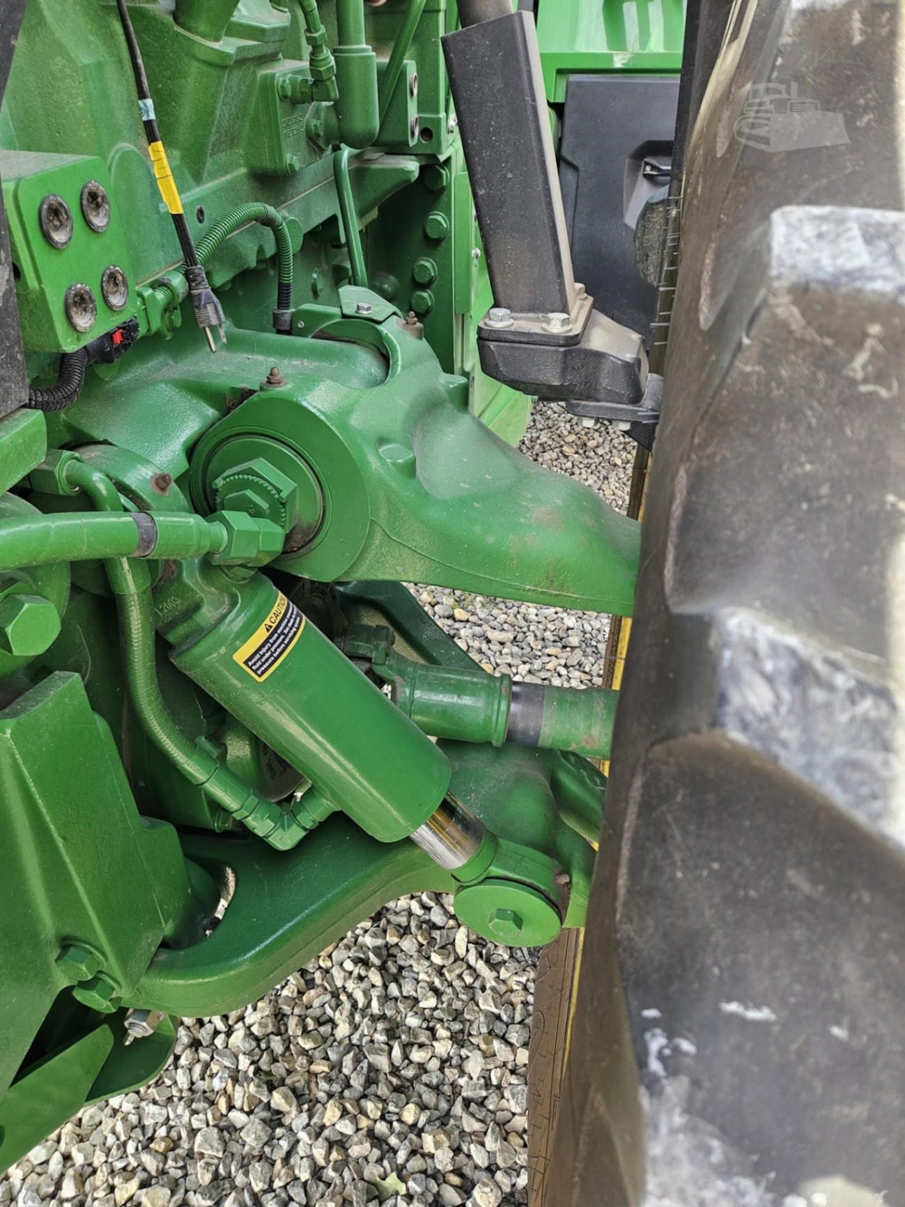 2021 John Deere 8R 230 Field Tractors Power for sale in Ledyard, IA - listing photo 9 of 18