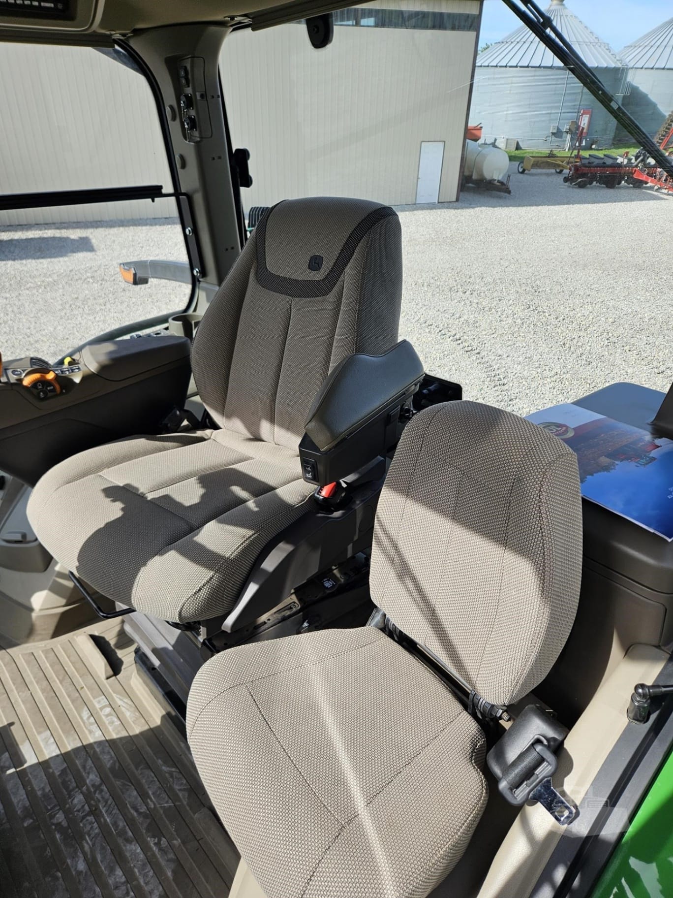 2021 John Deere 8R 230 Field Tractors Power for sale in Ledyard, IA - listing photo 11 of 18
