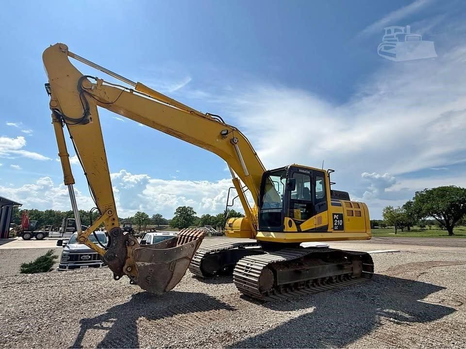2021 Komatsu PC210LC-11 Excavators for sale in Wewoka, OK - primary listing photo of 8