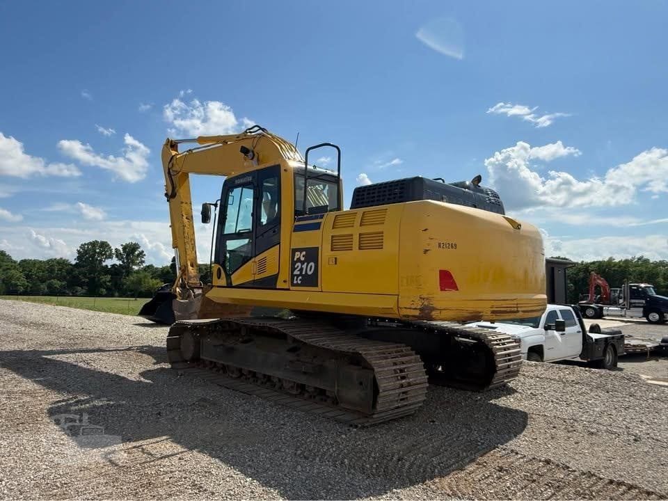 2021 Komatsu PC210LC-11 Excavators for sale in Wewoka, OK - listing photo 3 of 8