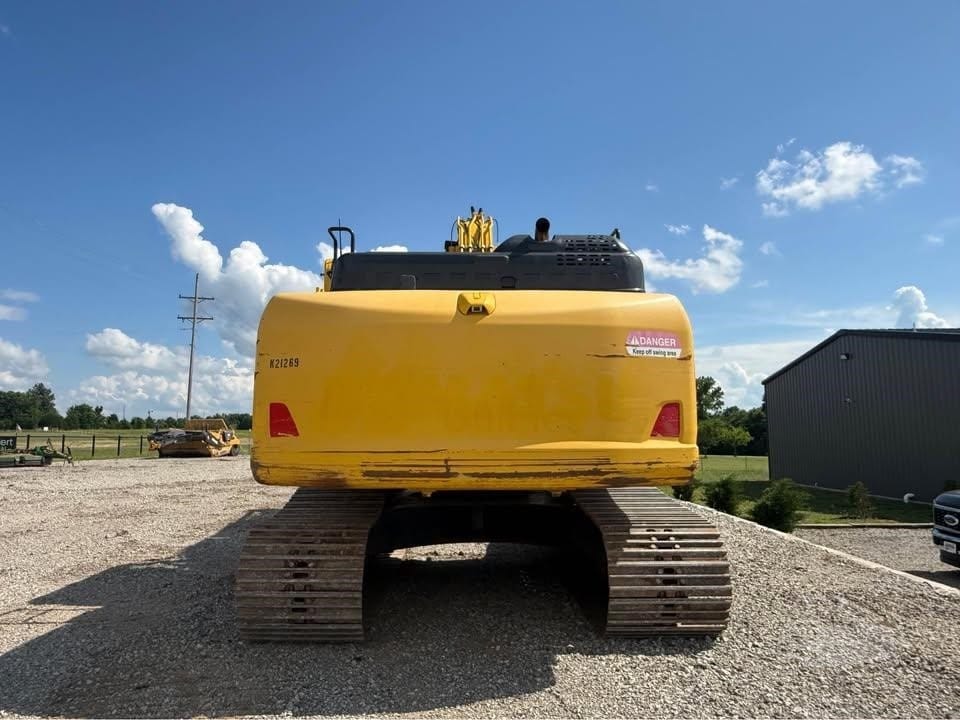2021 Komatsu PC210LC-11 Excavators for sale in Wewoka, OK - listing photo 4 of 8