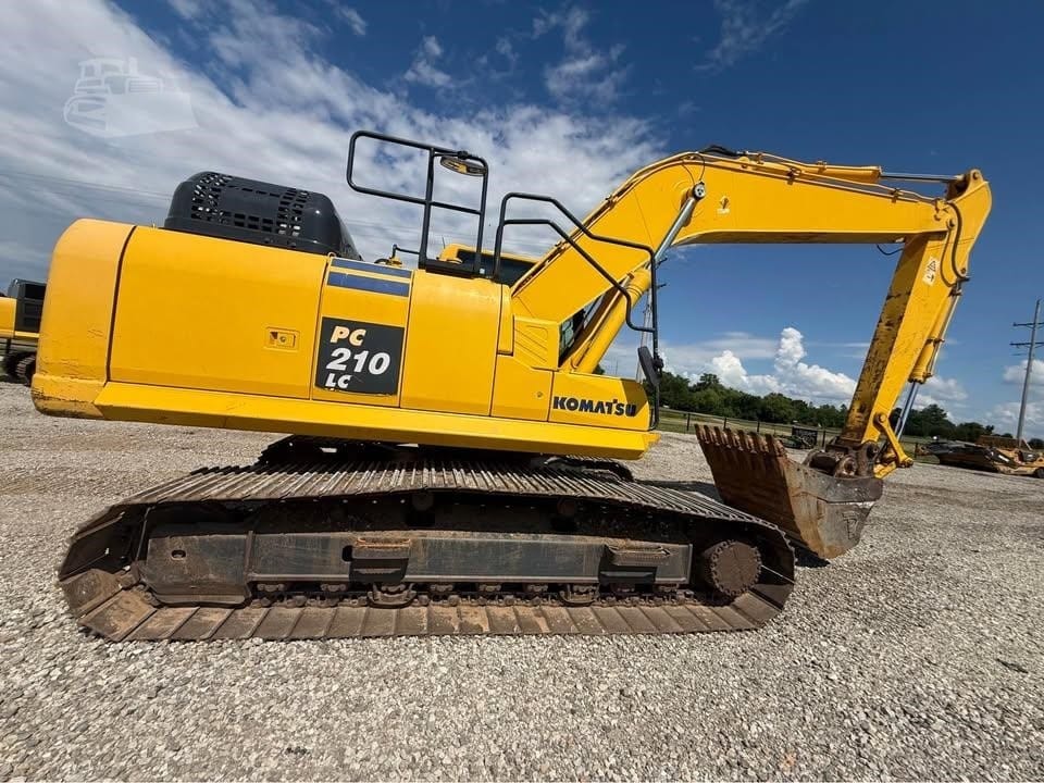2021 Komatsu PC210LC-11 Excavators for sale in Wewoka, OK - listing photo 6 of 8