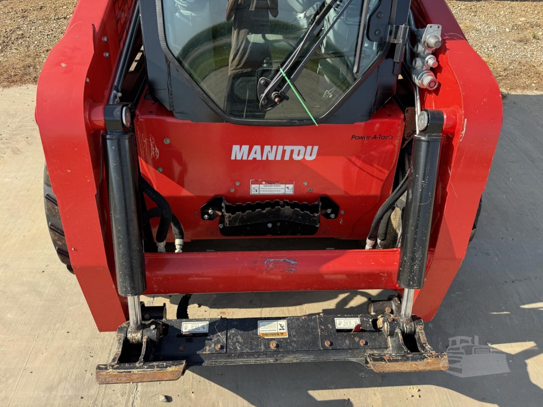 2021 Manitou 2200R Skid Steer Loaders for sale in Hull, IA - listing photo 5 of 11