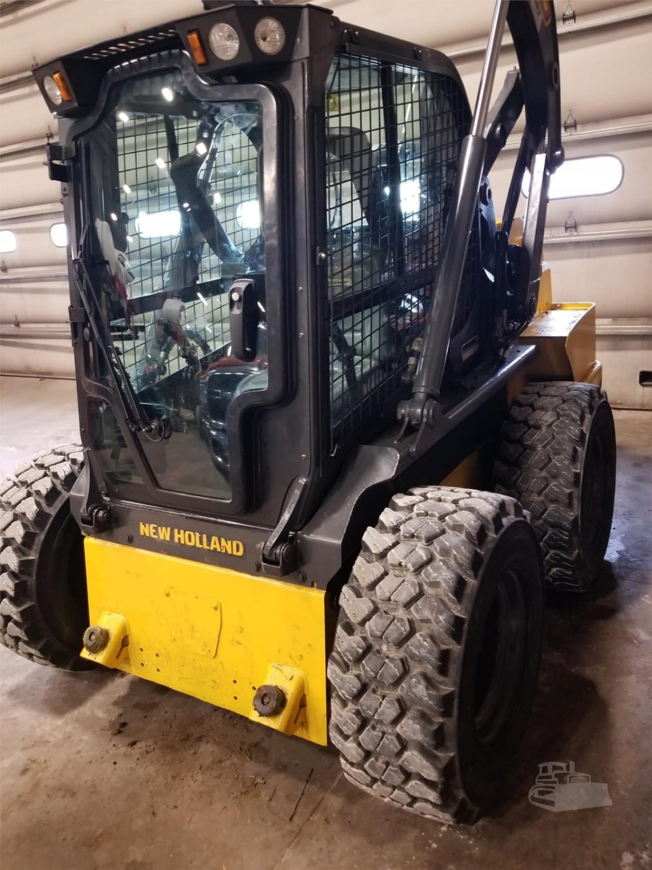2021 New Holland L320 Skid Steer Loaders for sale in Dyersville, IA - listing photo 4 of 19
