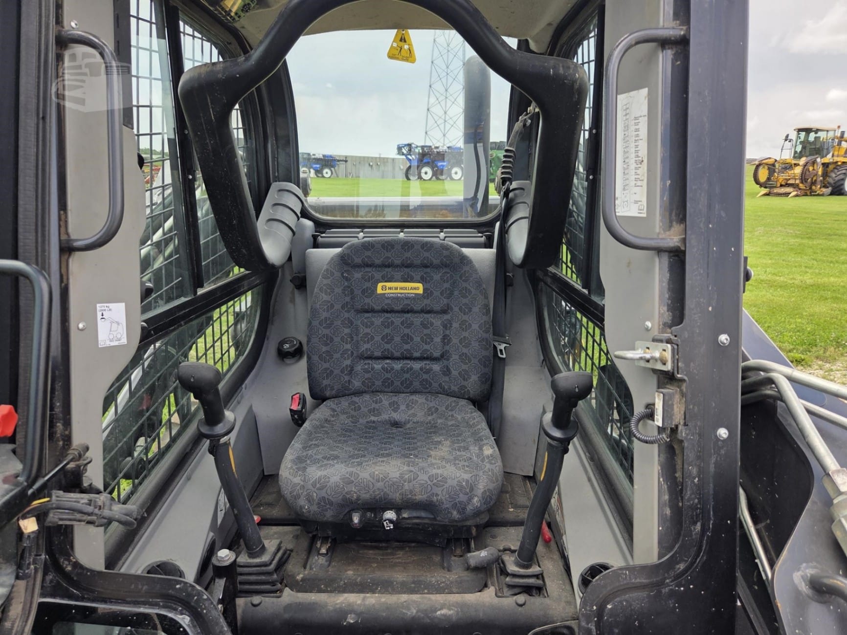 2021 New Holland L328 Skid Steer Loaders for sale in West Union, IA - listing photo 8 of 8