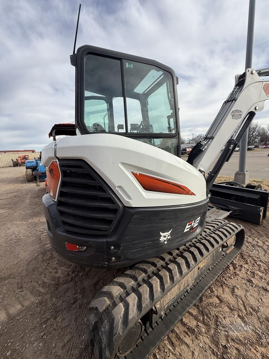 2022 Bobcat E42R2 Excavators for sale in Woodward, OK - listing photo 2 of 8