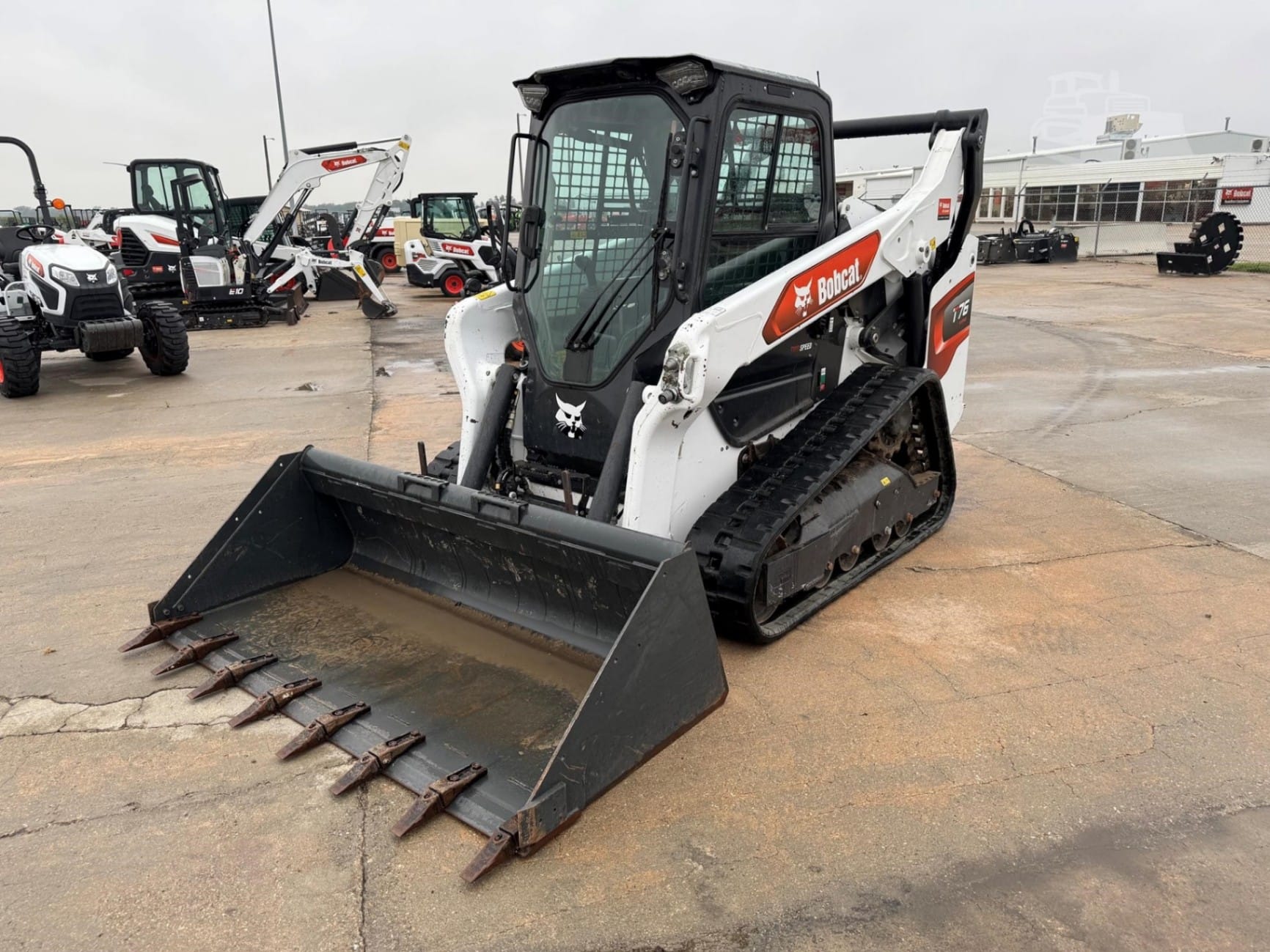 2022 Bobcat T76 Track Loaders for sale in Lincoln, NE - listing photo 4 of 8