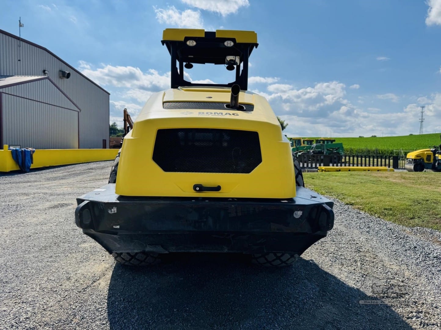 2022 BOMAG BW 211 D-5 Smooth Drum Rollers for sale in Womelsdorf, PA - listing photo 5 of 8