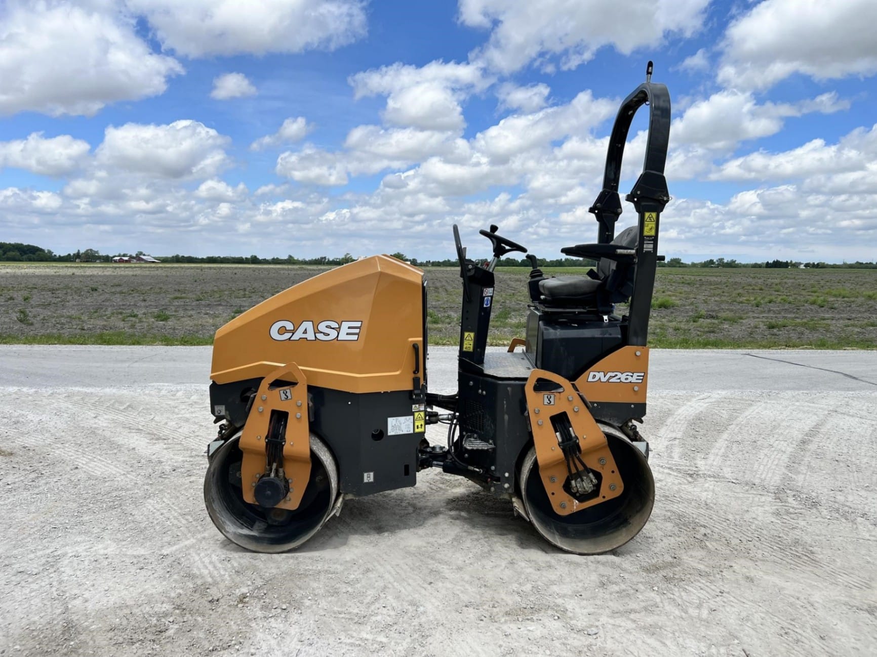 2022 CASE DV26E Smooth Drum Rollers for sale in Burgoon, OH - primary listing photo of 8