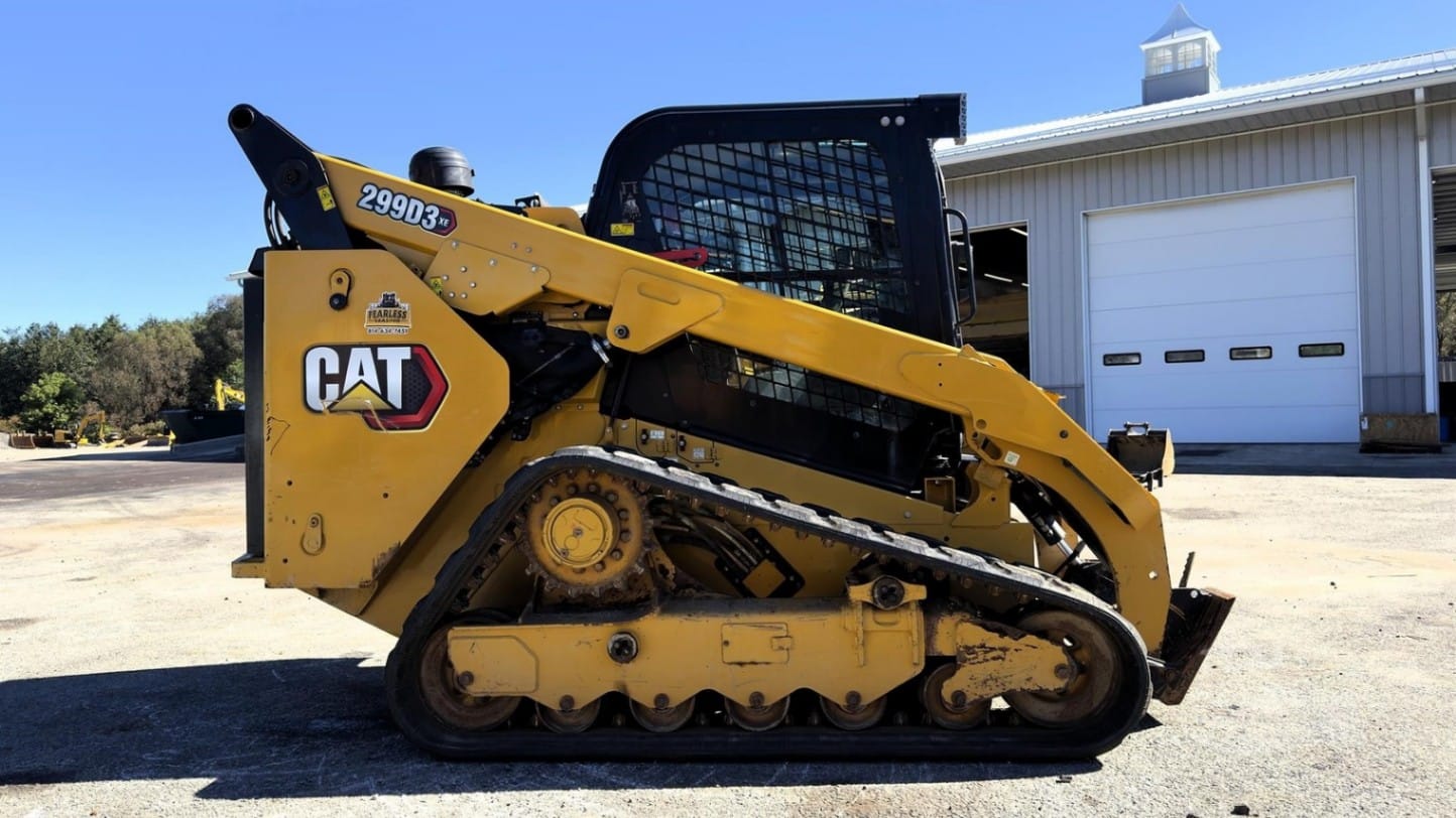 2022 Caterpillar 299D3 XE Track Loaders for sale in Meyersdale, PA - listing photo 4 of 8