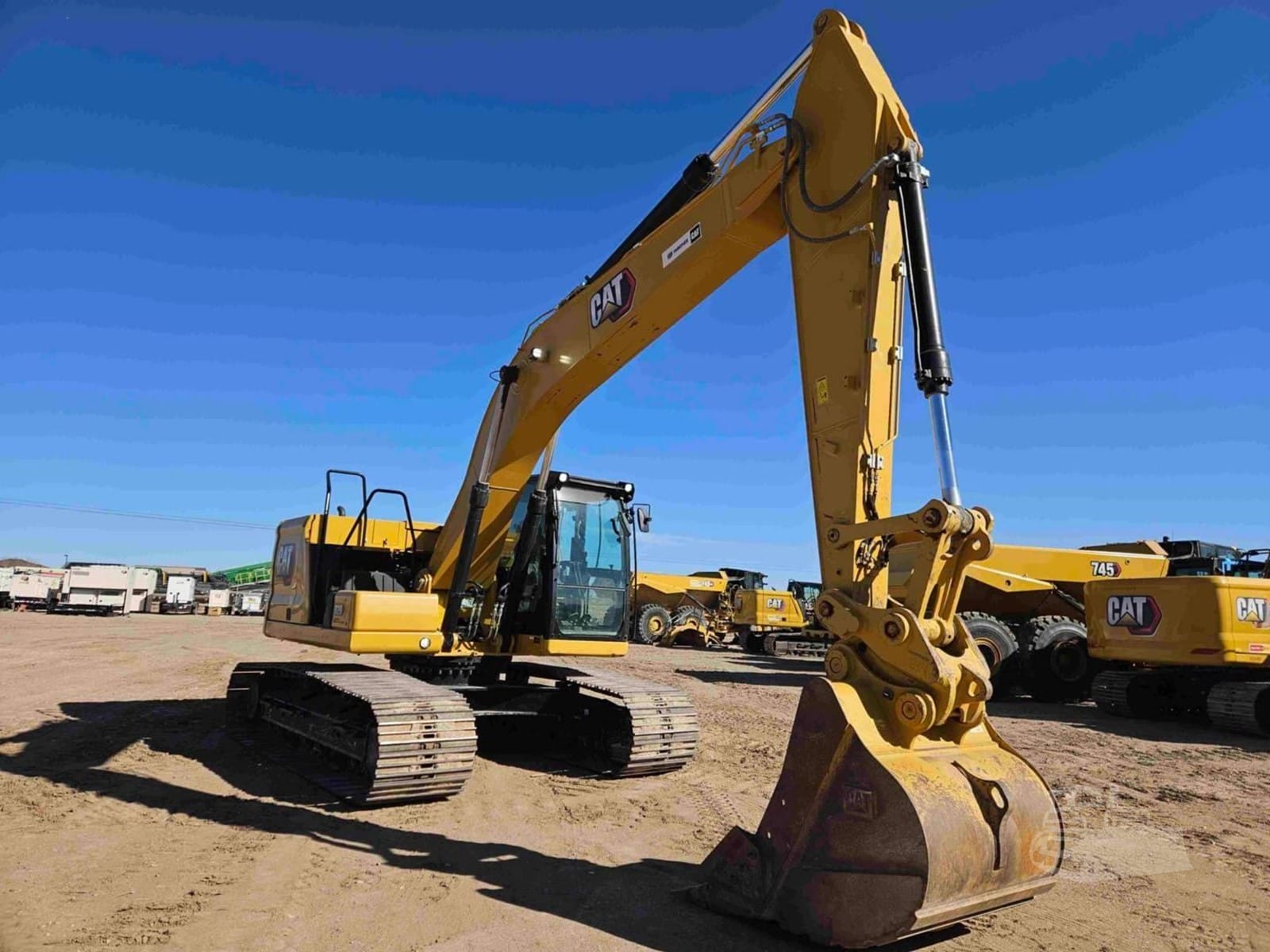 2022 Caterpillar 320 Excavators for sale in El Paso, TX - listing photo 2 of 8