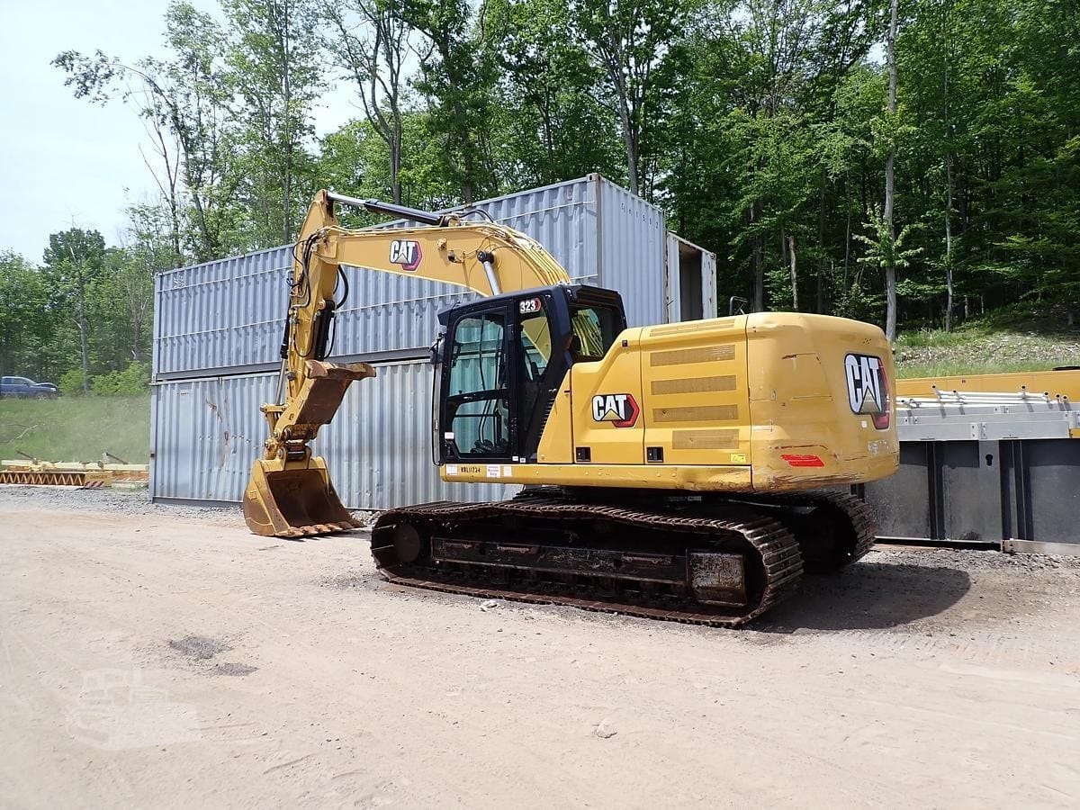 2022 Caterpillar 323 Excavators for sale in Carbondale, PA - listing photo 3 of 8
