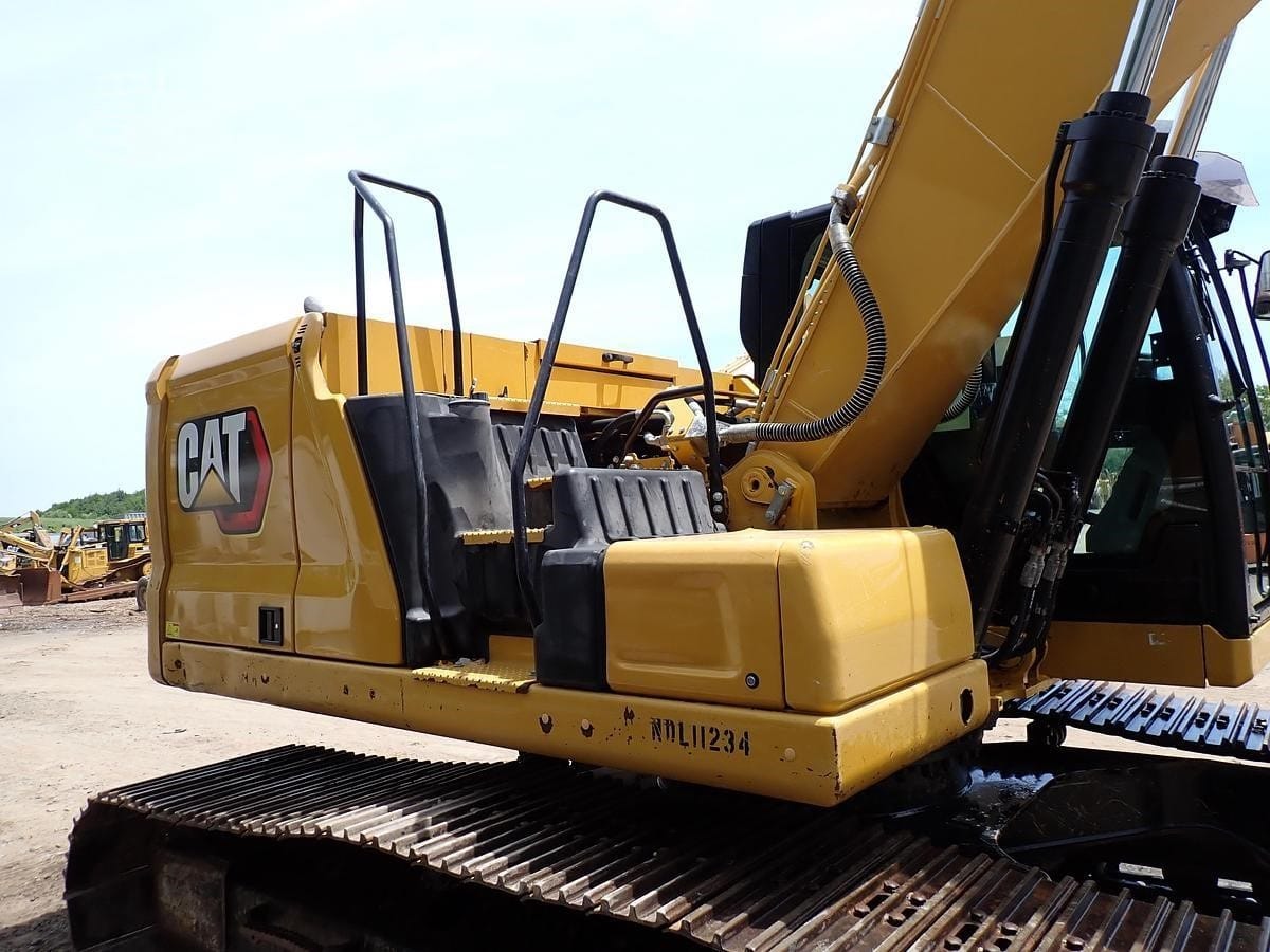 2022 Caterpillar 323 Excavators for sale in Carbondale, PA - listing photo 6 of 8
