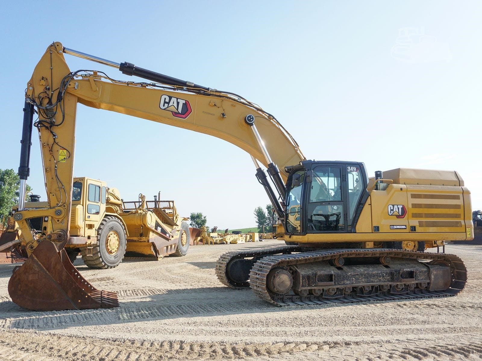 2022 Caterpillar 349 Excavators for sale in Bellevue, IA - listing photo 4 of 8