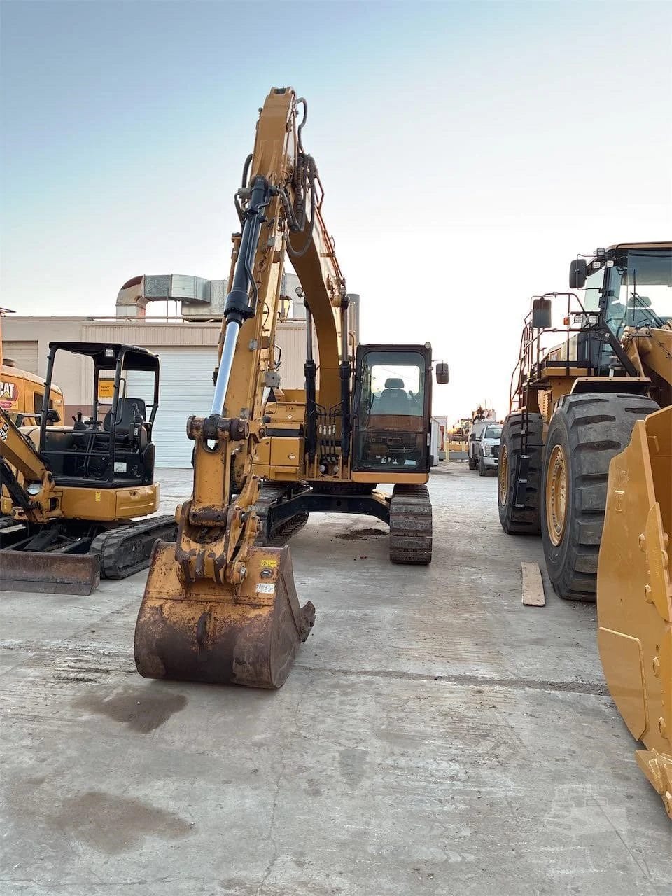 2022 Caterpillar 315 Excavators for Sale - Ex-Rental Fleet Maintained | San Antonio, Tx - View 4