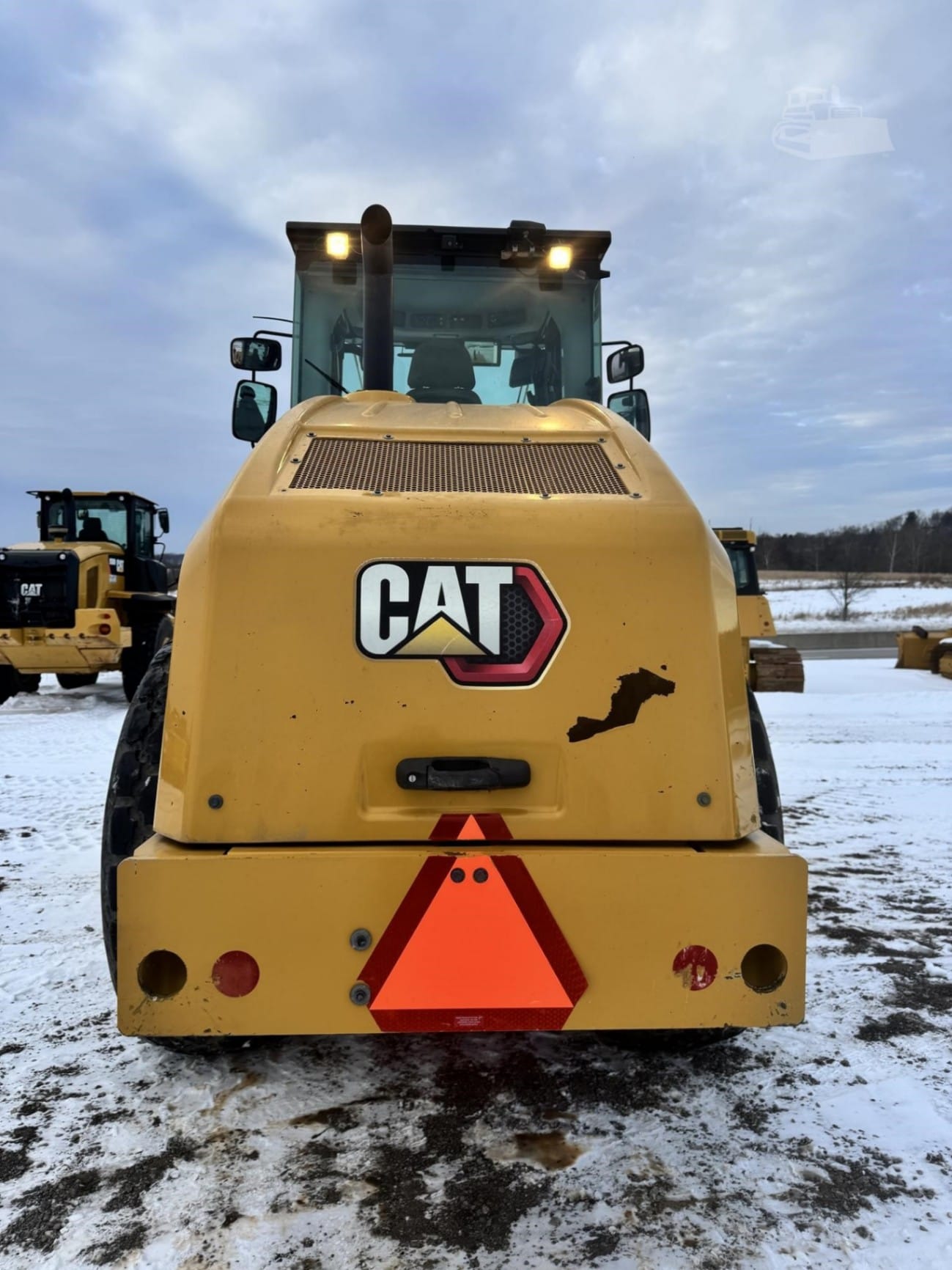 2022 Caterpillar CS56B Smooth Drum Rollers for sale in Blairsville, PA - listing photo 5 of 8