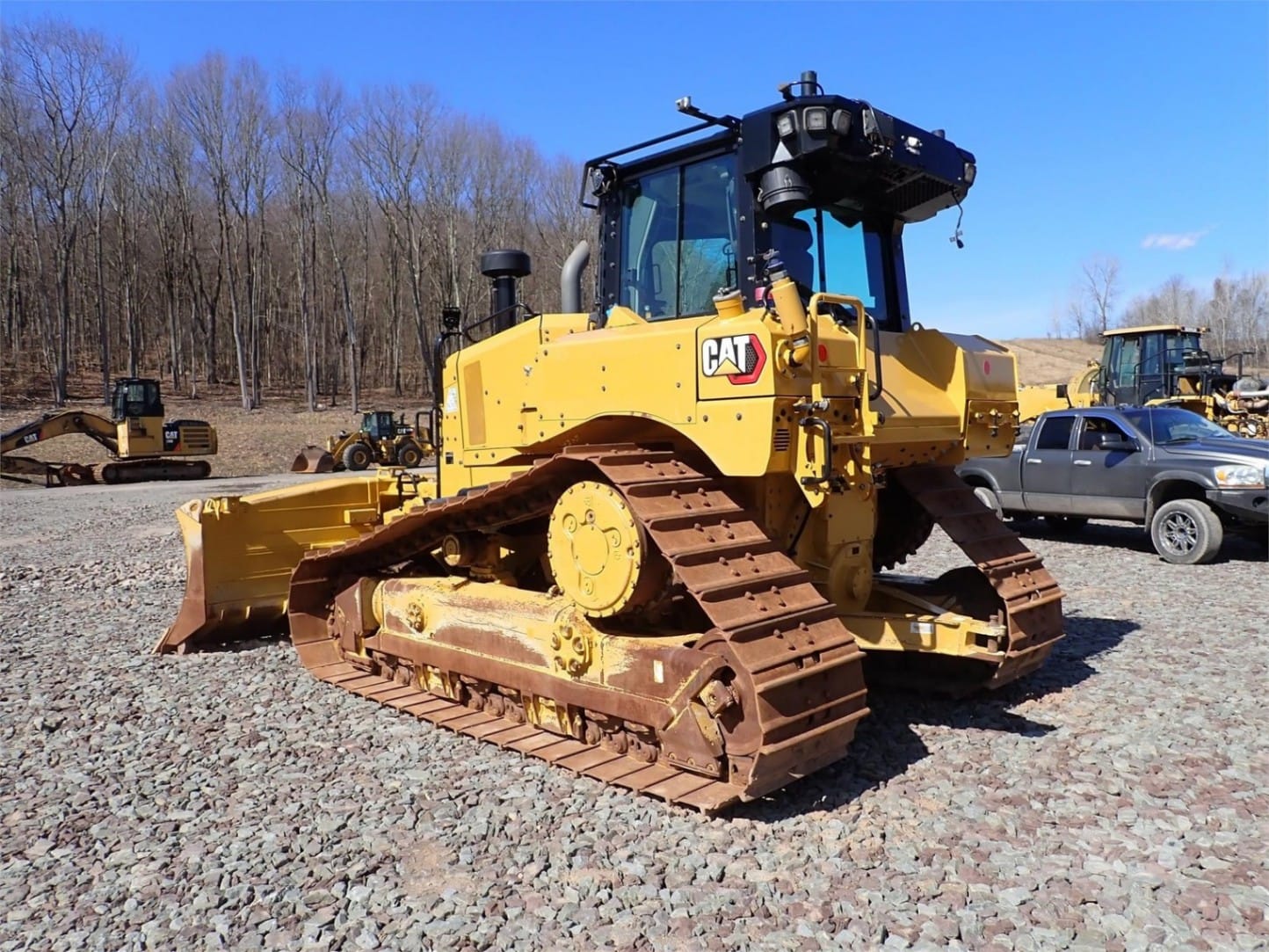 2022 Caterpillar D6 LGP Dozers for sale in Carbondale, PA - listing photo 3 of 8