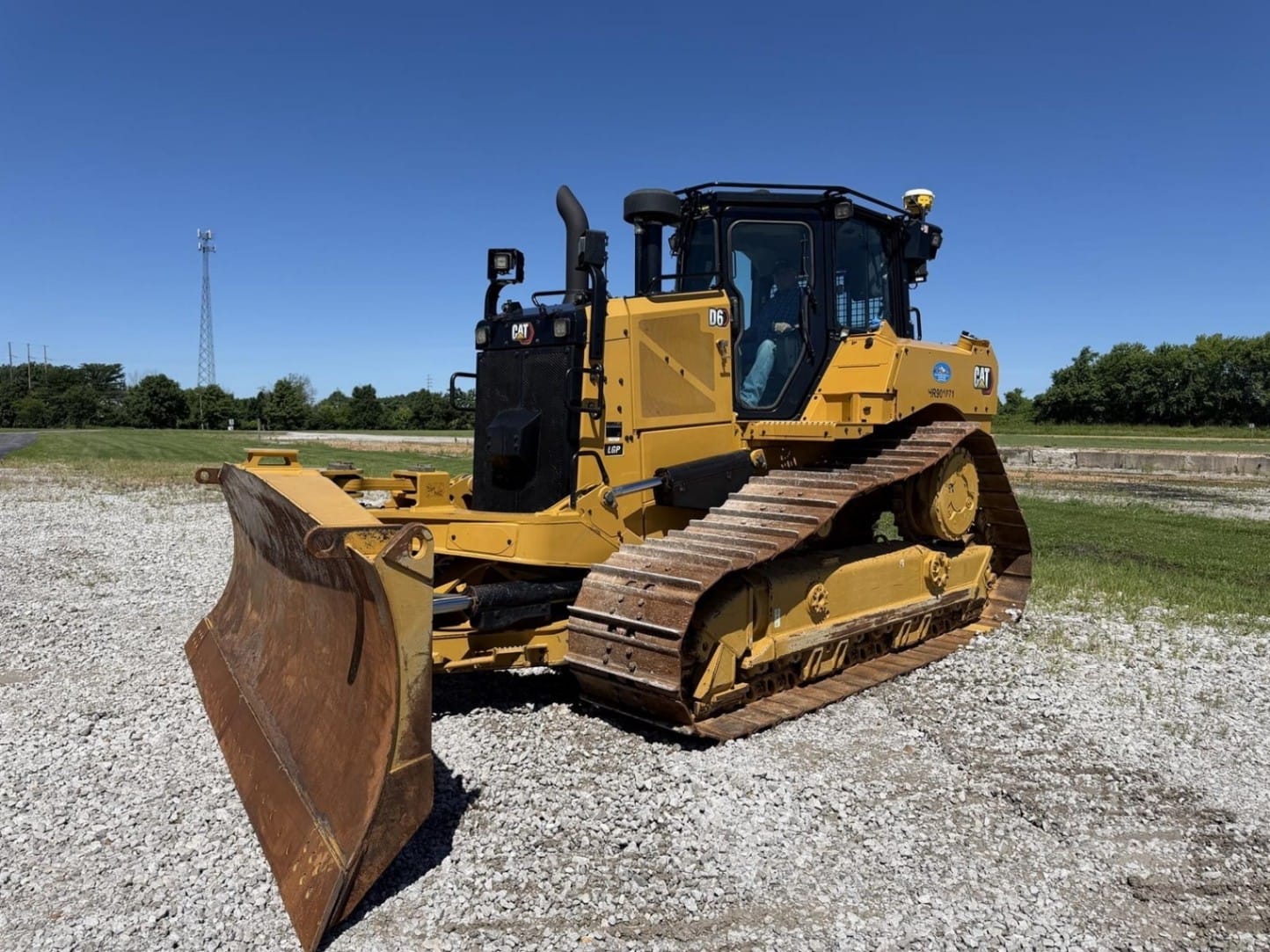 2022 Caterpillar D6 LGP Dozers for sale in Pontoon Beach, IL - primary listing photo of 8