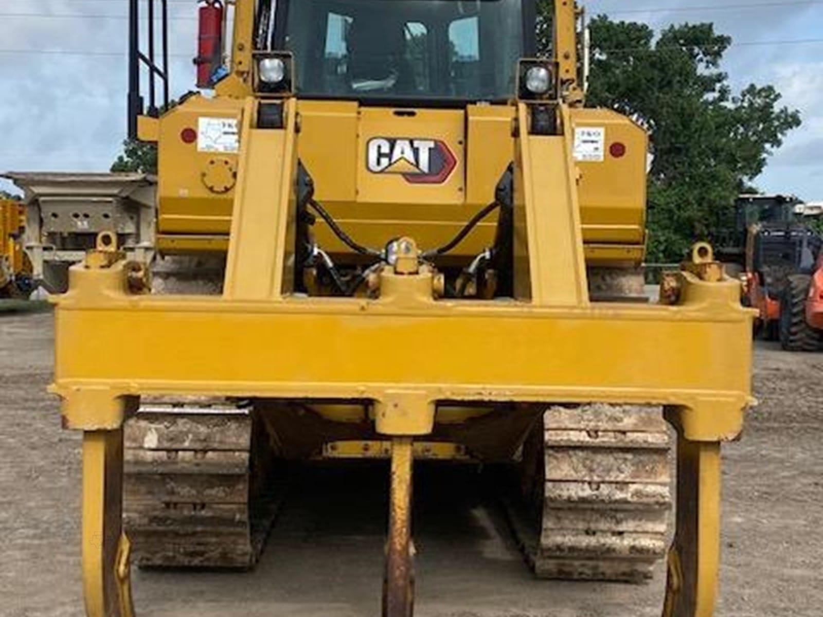2022 Caterpillar D8T Dozers for sale in Grand Prairie, TX - listing photo 3 of 6