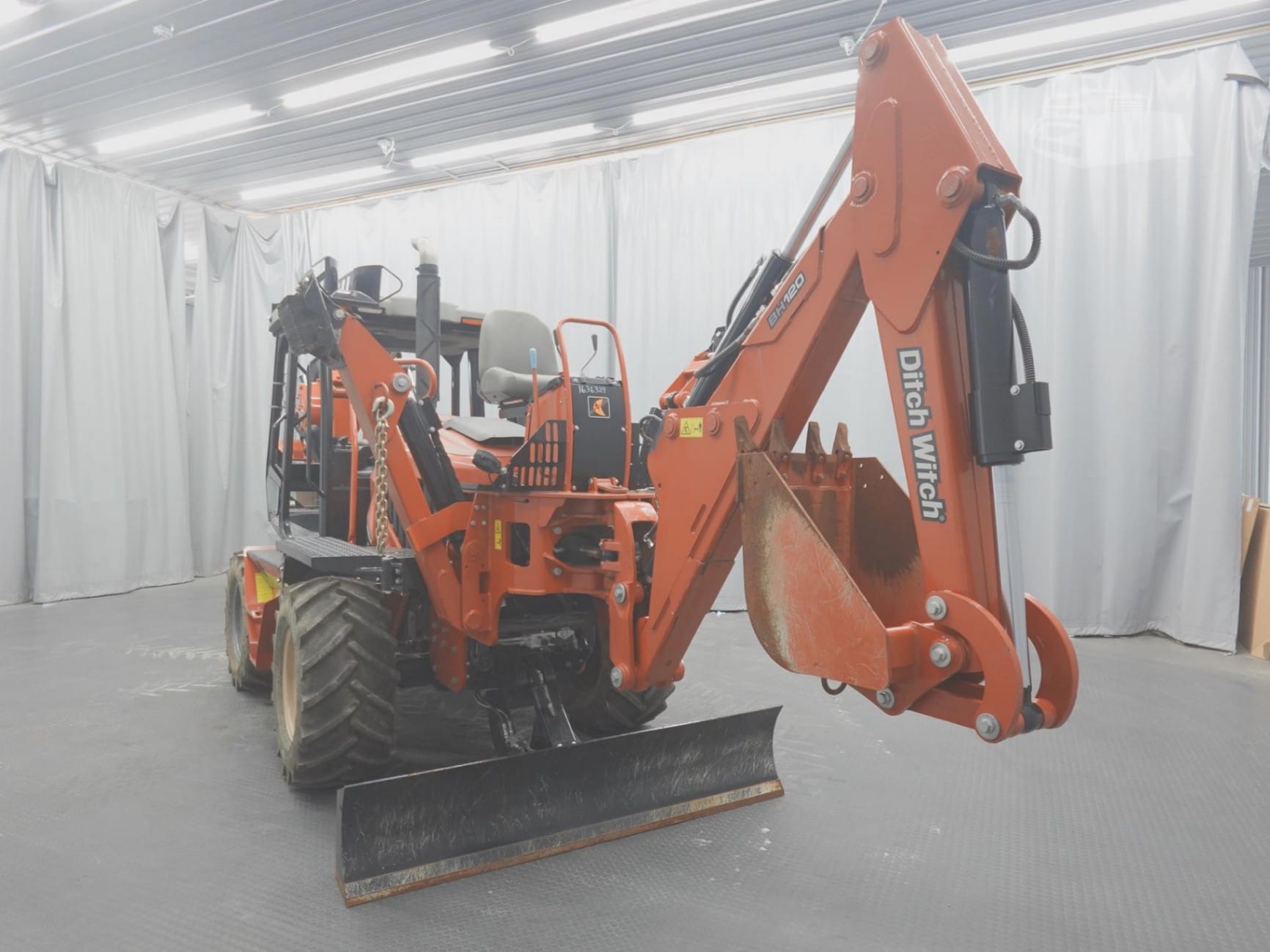 2022 Ditch Witch ditch-witch-rt125 Trenchers for sale in Clinton, IL - listing photo 5 of 8