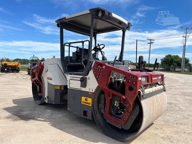 2022 Dynapac CC4200 VI Asphalt Rollers for sale in Schertz, TX - listing photo 3 of 4