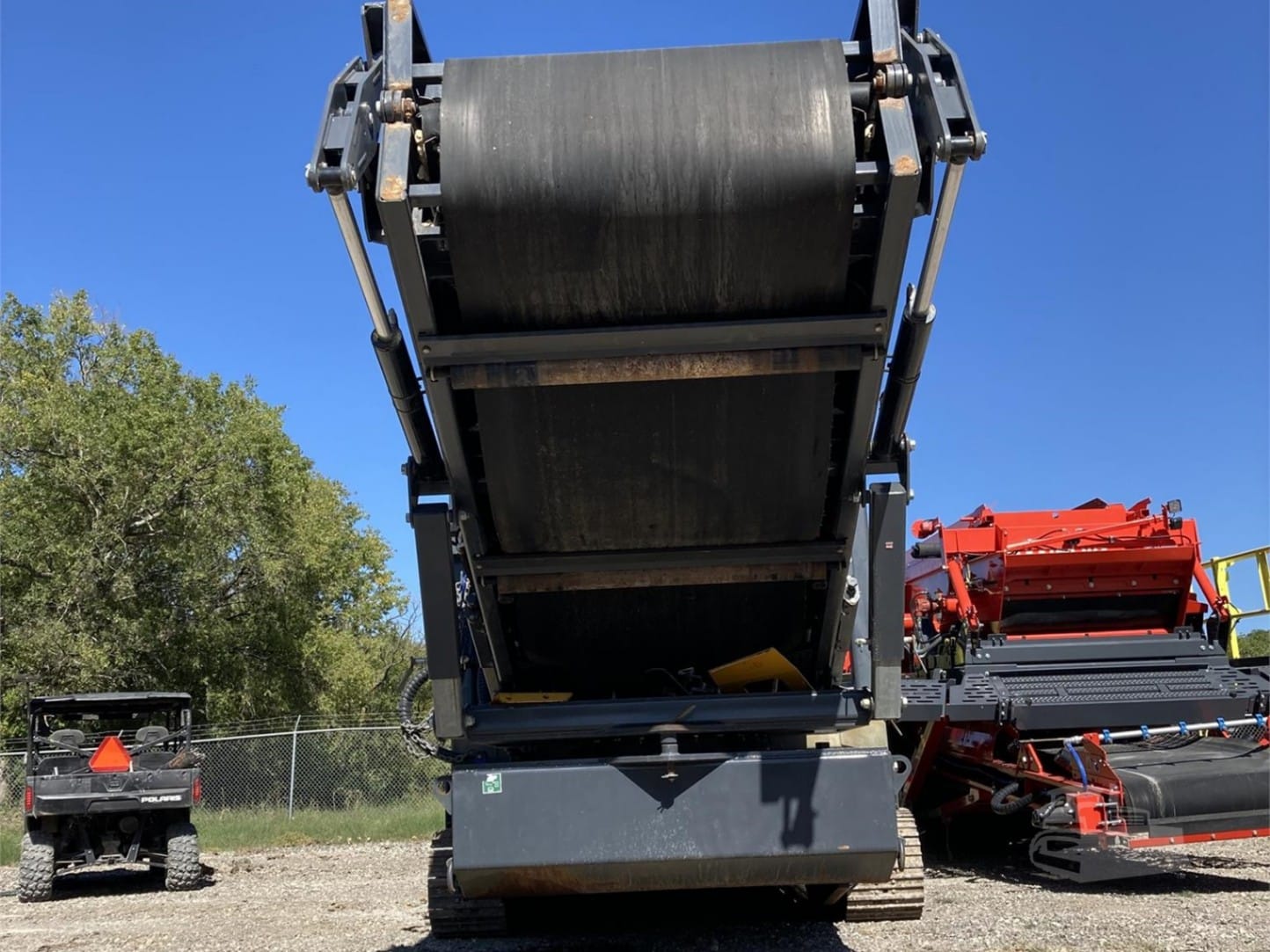 2022 EDGE Innovate FTS65 Radial Stacking Conveyor for sale in Austin, TX - listing photo 4 of 8