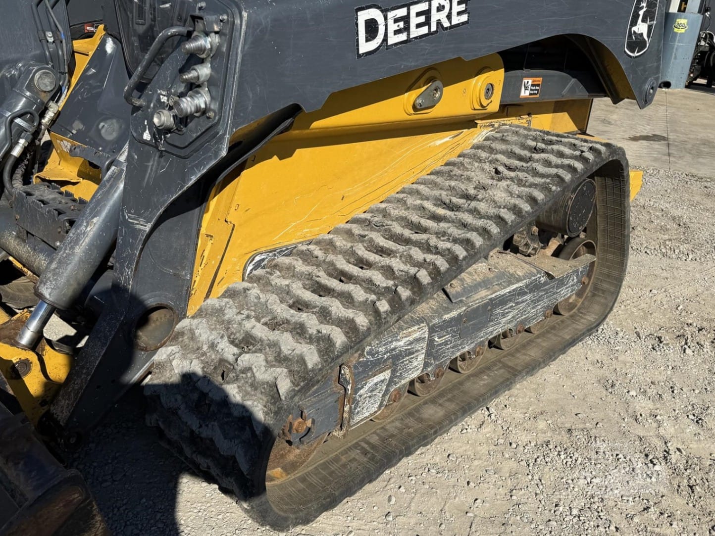 2022 John Deere 331G Track Loaders for sale in McAlester, OK - listing photo 3 of 8