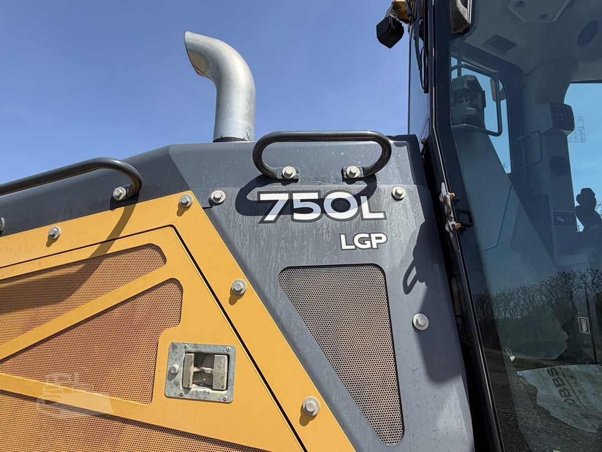 2022 John Deere 750L Dozers for sale in Sugarcreek, OH - listing photo 4 of 8