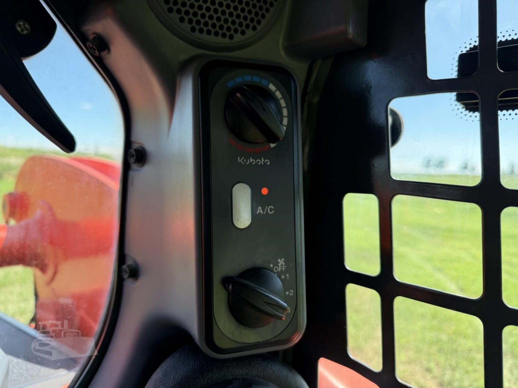2022 Kubota SSV75 Skid Steer Loaders for sale in Sibley, IA - listing photo 8 of 8