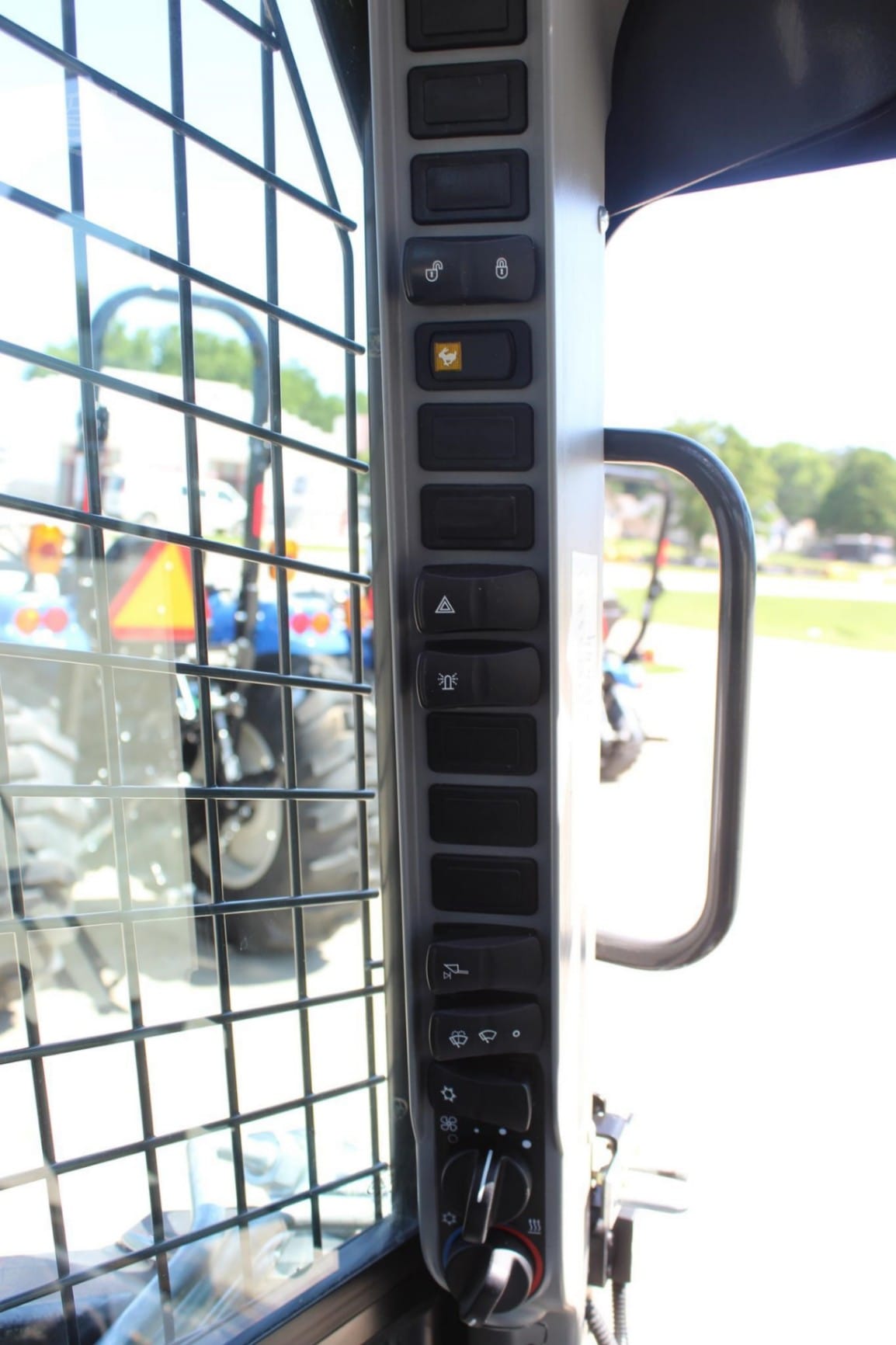 2022 New Holland C345 Track Loaders for sale in Atlantic, IA - listing photo 8 of 10