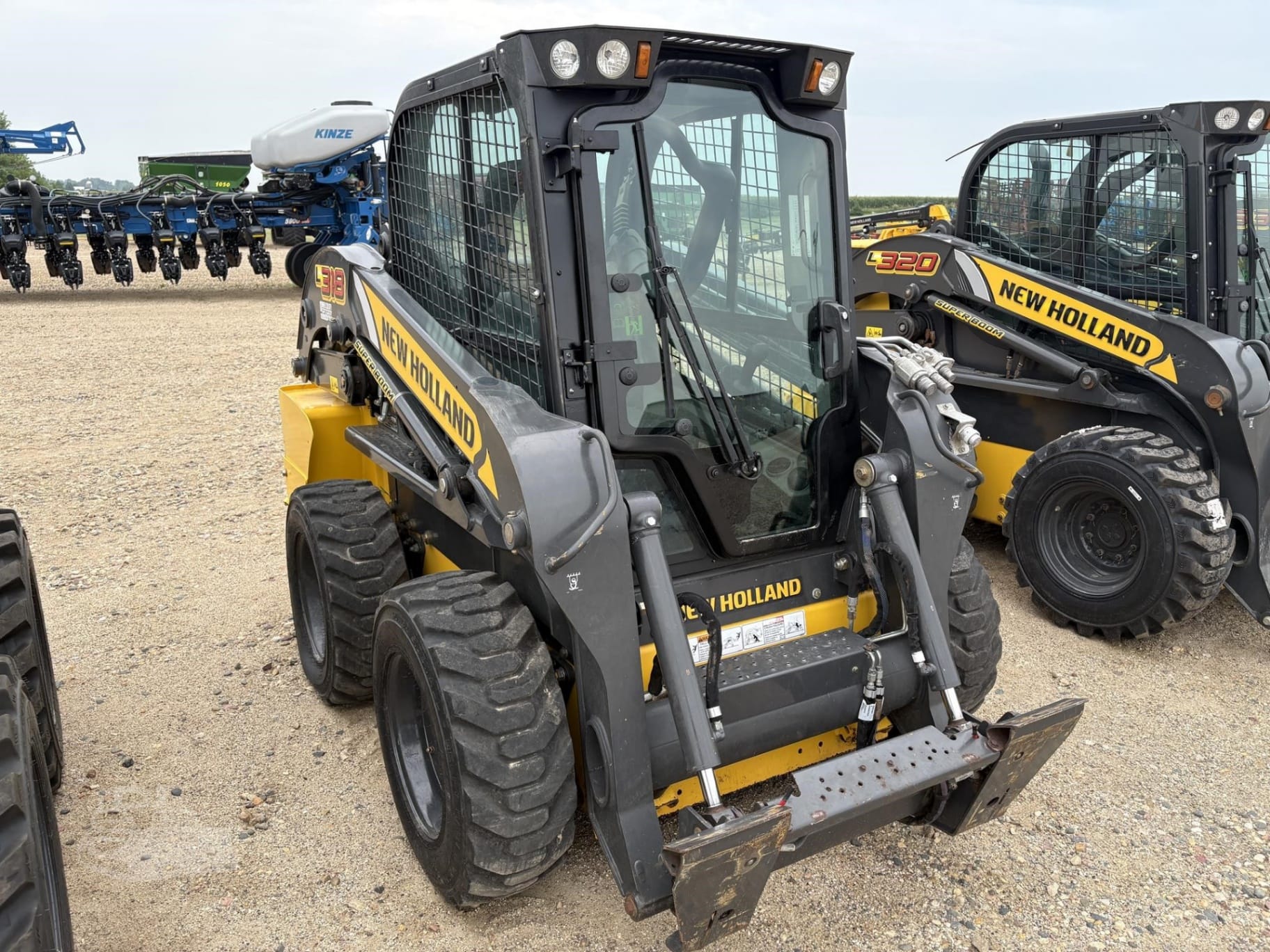 2022 New Holland L318 Skid Steer Loaders for sale in Sheldon, IA - listing photo 2 of 7