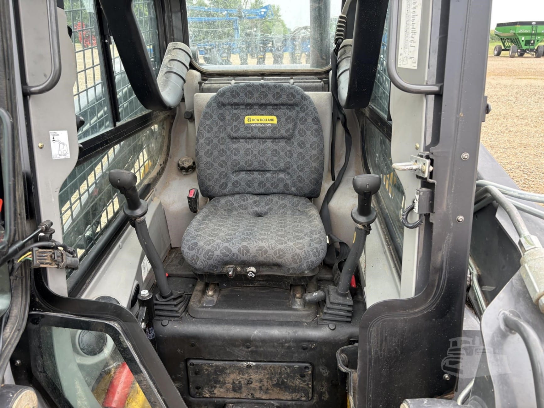 2022 New Holland L318 Skid Steer Loaders for sale in Sheldon, IA - listing photo 6 of 7