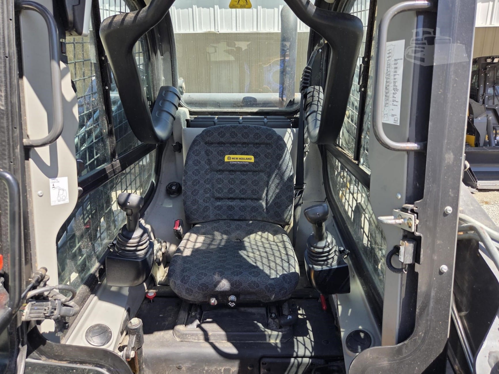 2022 New Holland L328 Skid Steer Loaders for sale in West Union, IA - listing photo 6 of 8