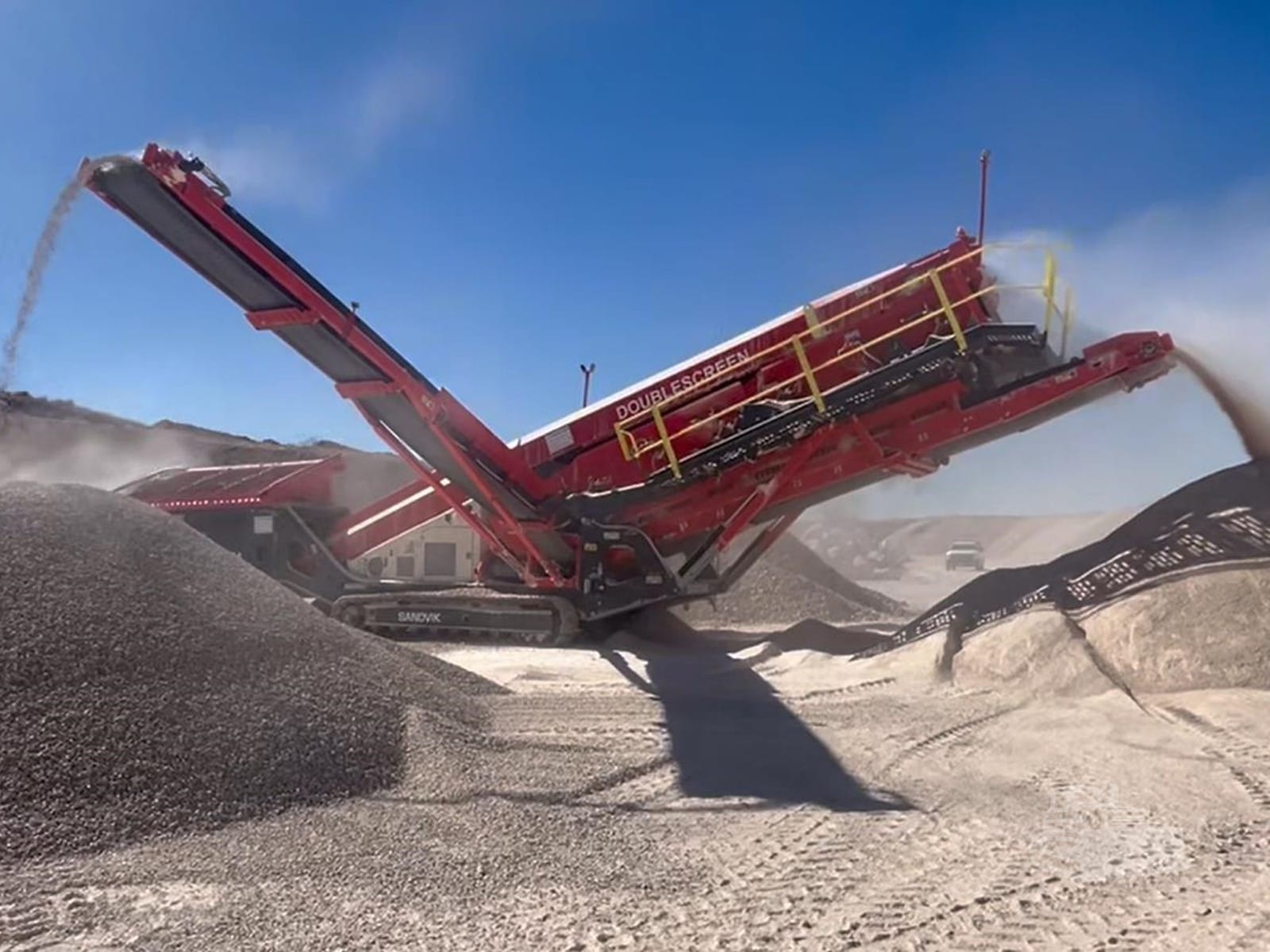 2022 Sandvik QA441 Screen Plant Tracked for sale in Austin, TX - listing photo 6 of 8