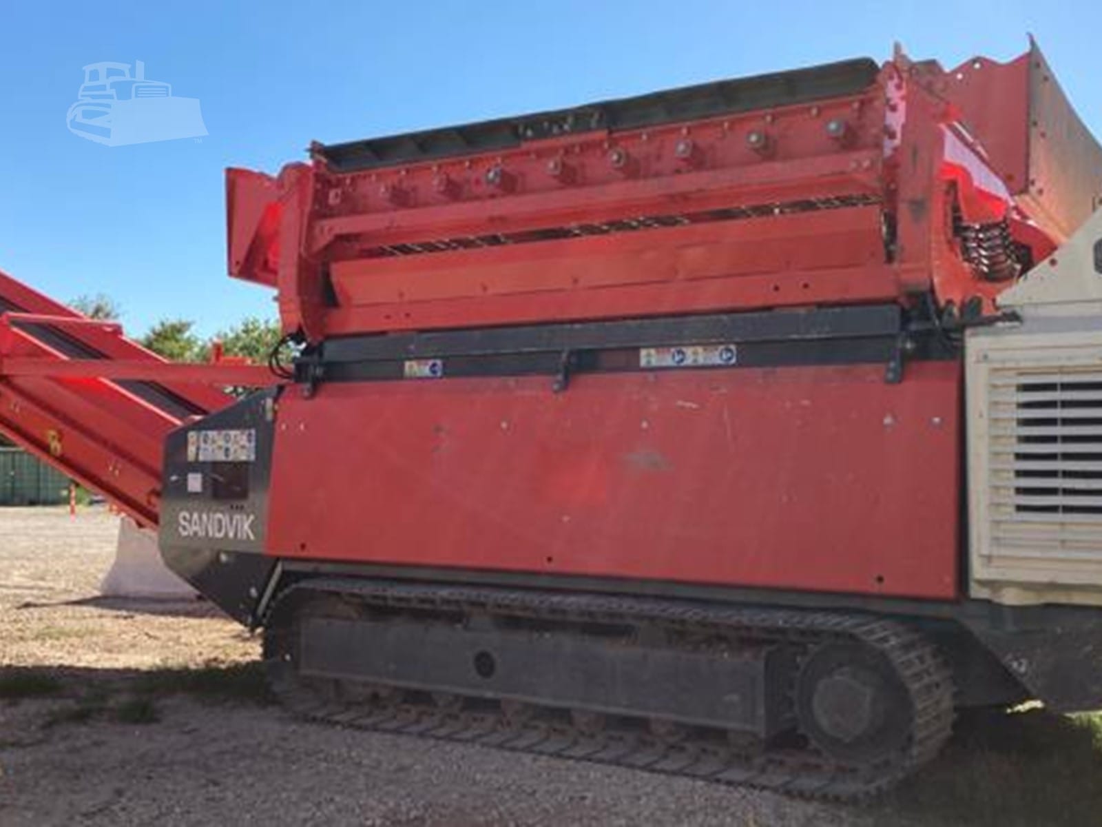 2022 Sandvik QE141 Screen Plant Tracked for sale in Austin, TX - listing photo 2 of 8