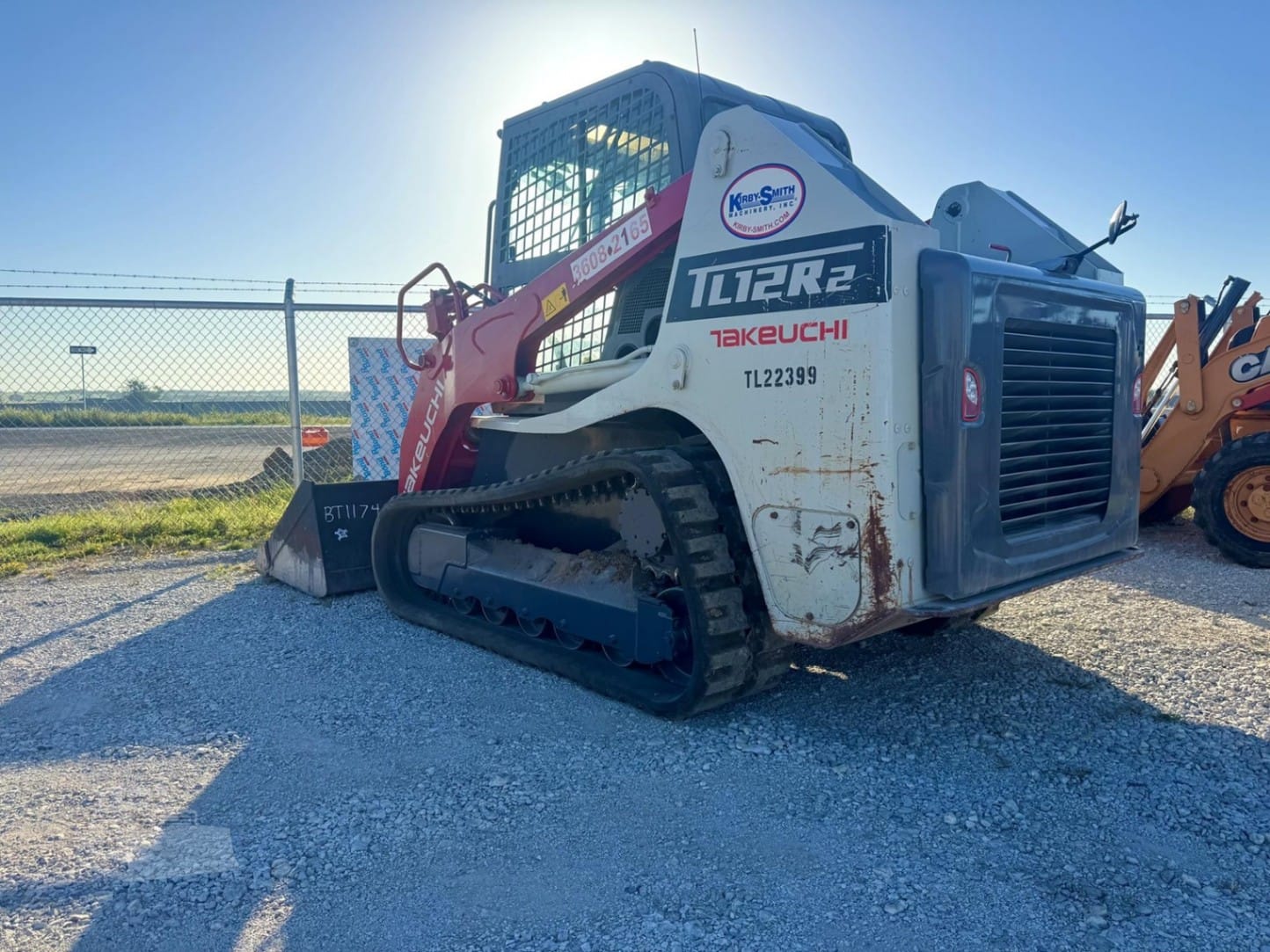 2022 Takeuchi TL12R2 Track Loaders for sale in Gainesville, TX - listing photo 4 of 8